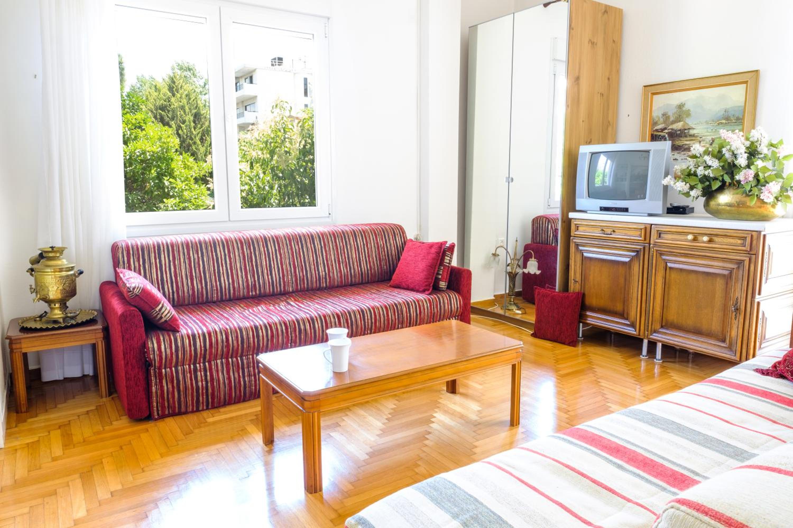 Chalandri Home Away