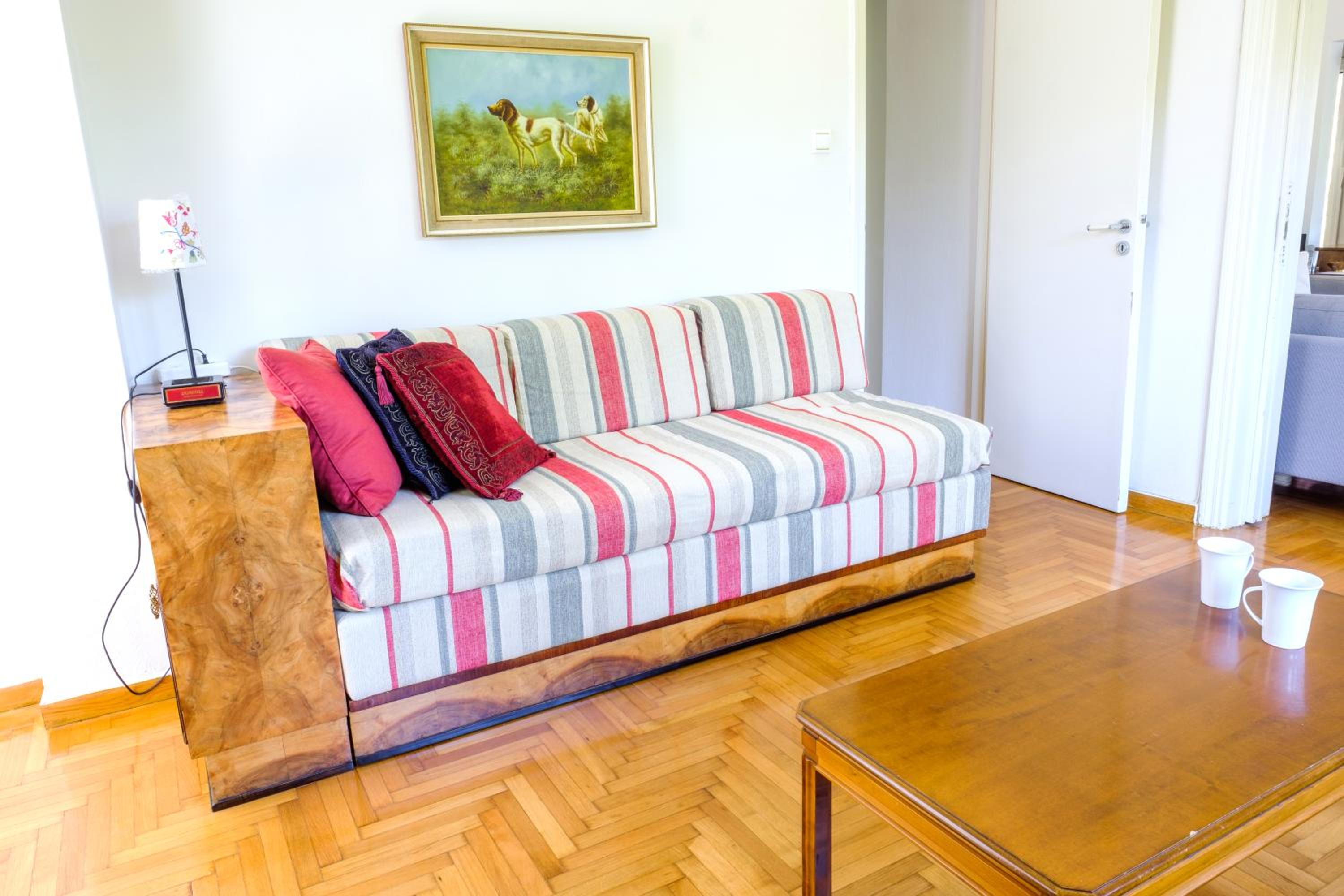 Chalandri Home Away