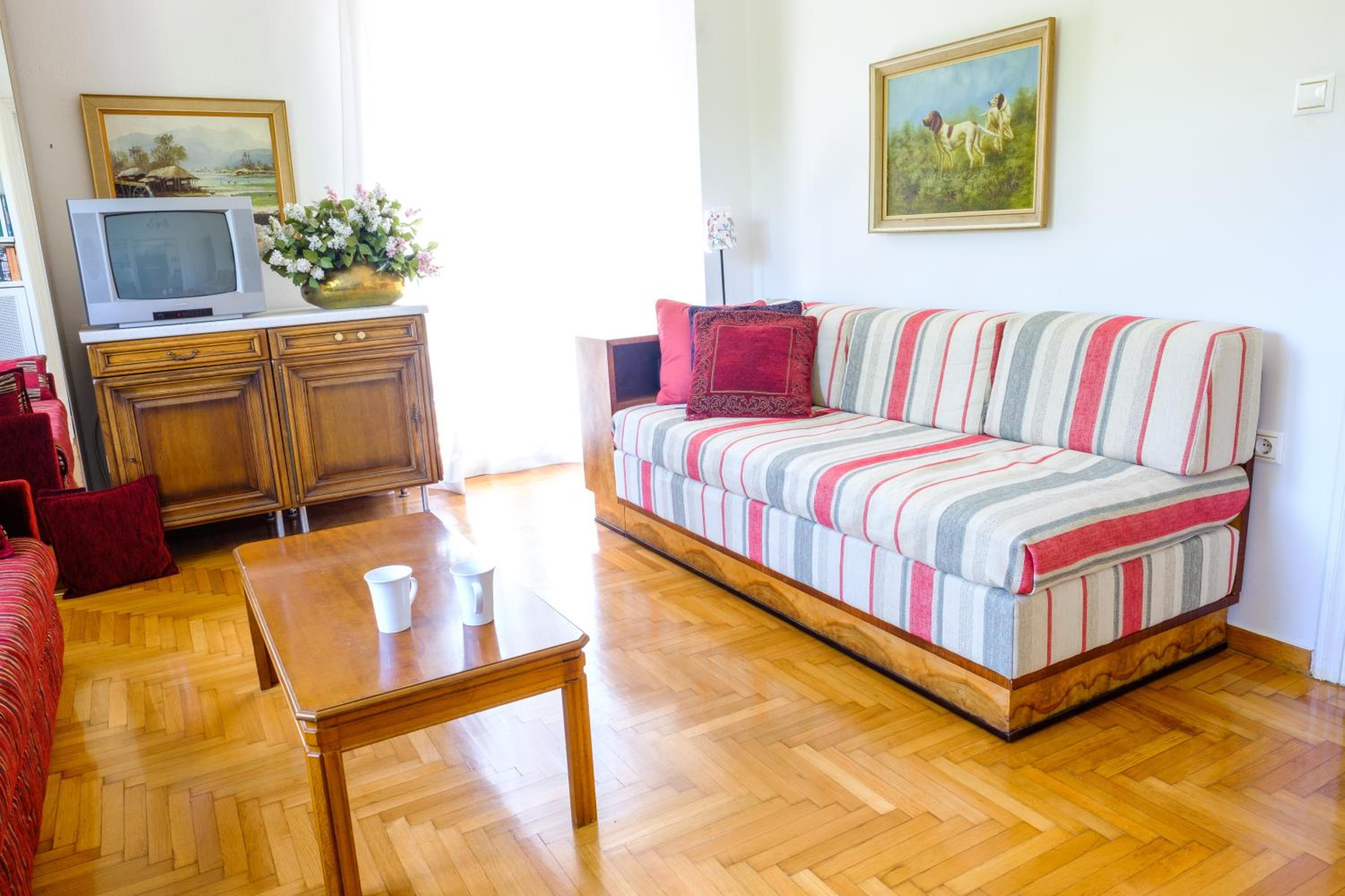 Chalandri Home Away