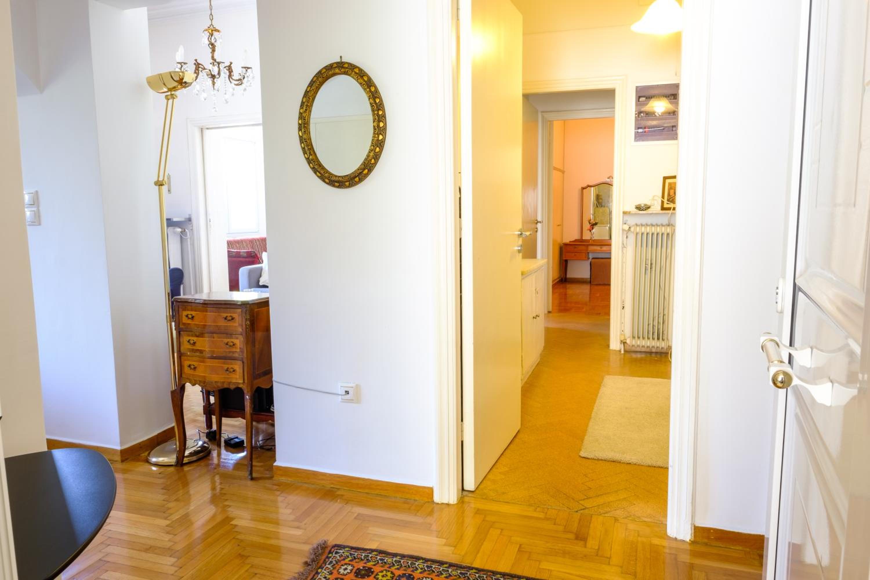 Chalandri Home Away