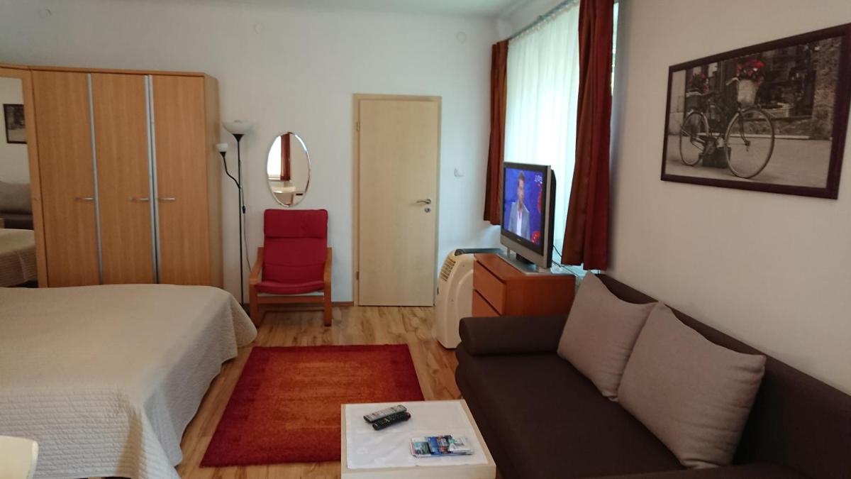 Photo 15