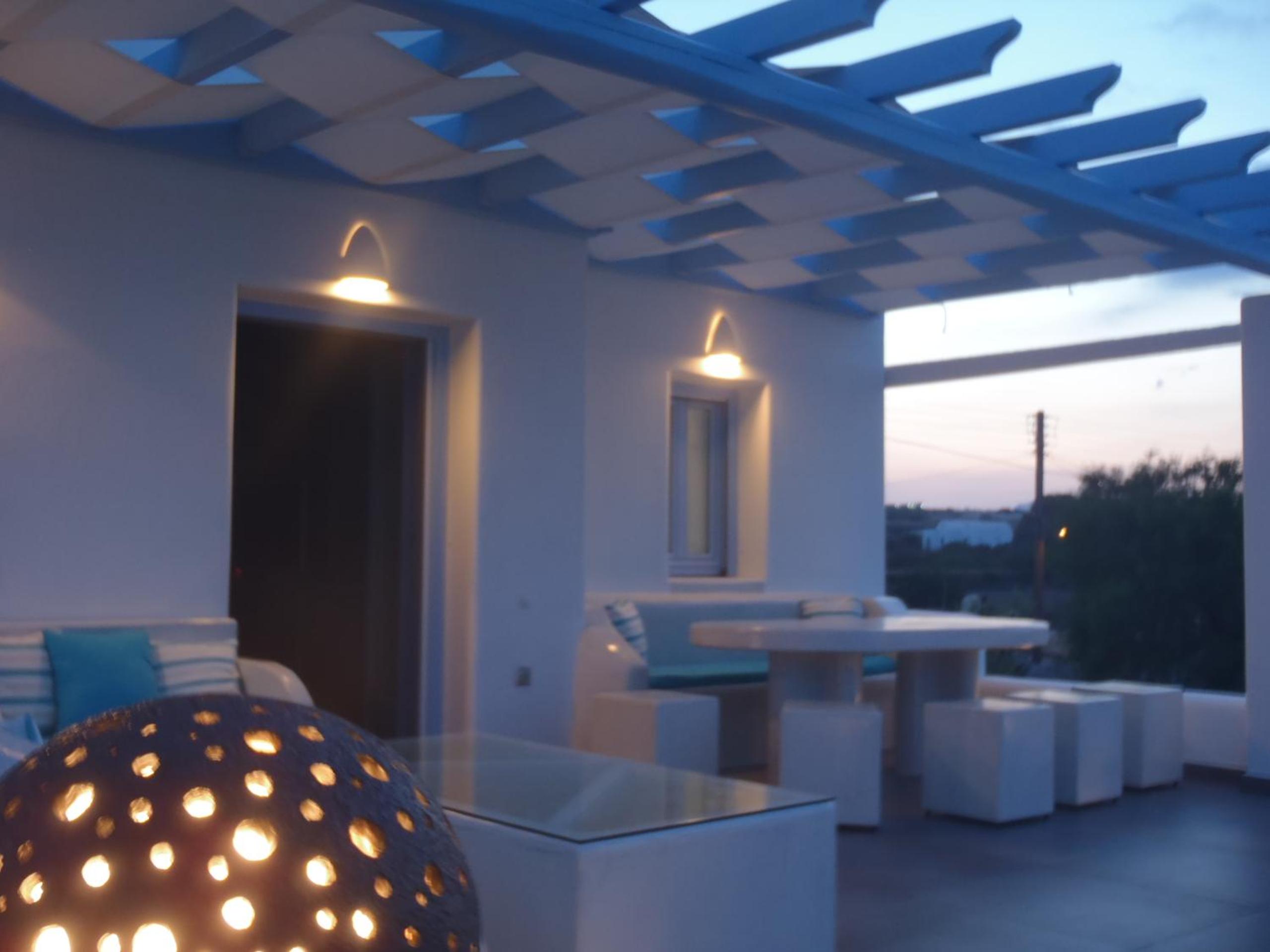 Santoxenia luxury villa