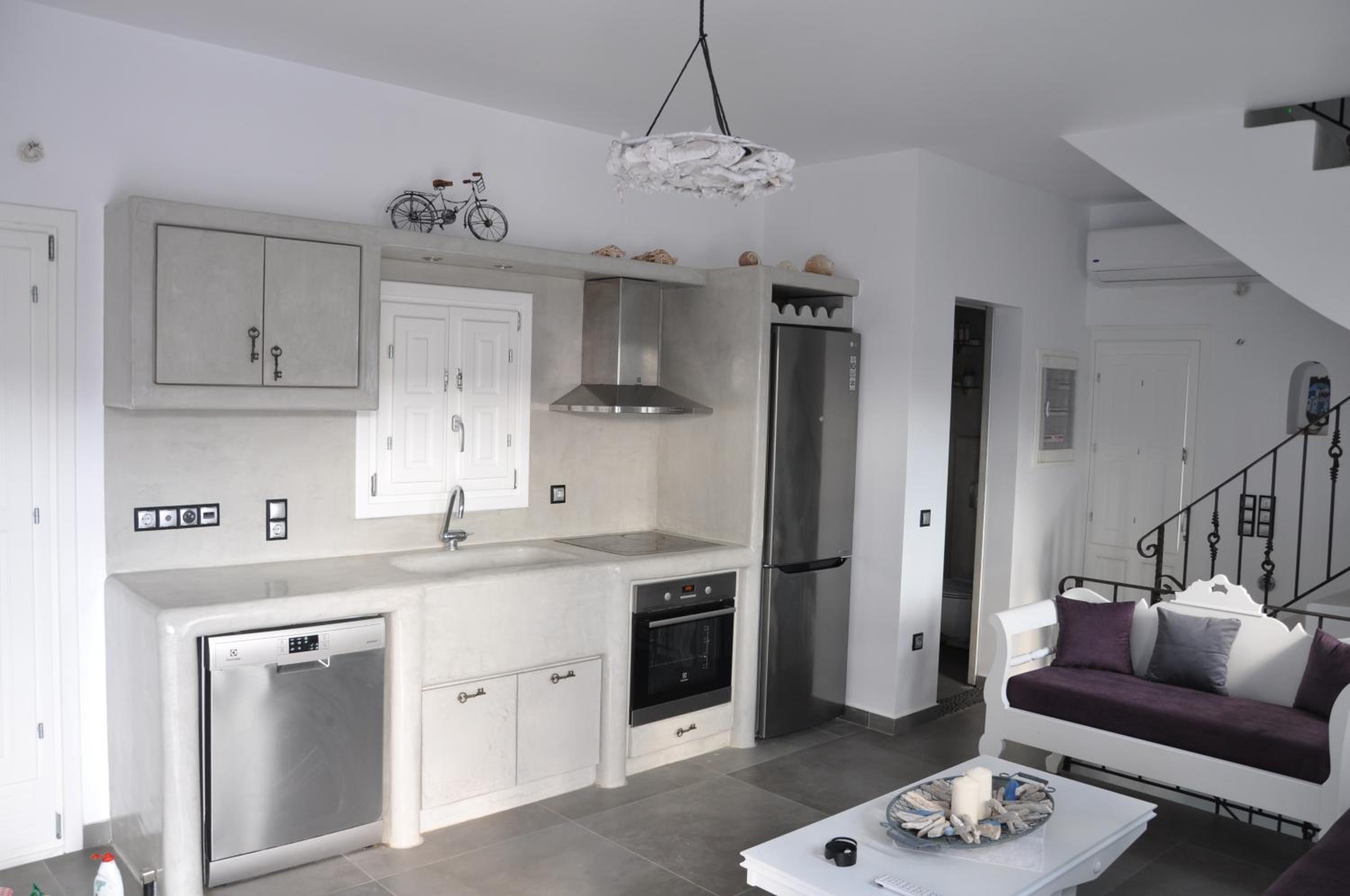 Santoxenia luxury villa
