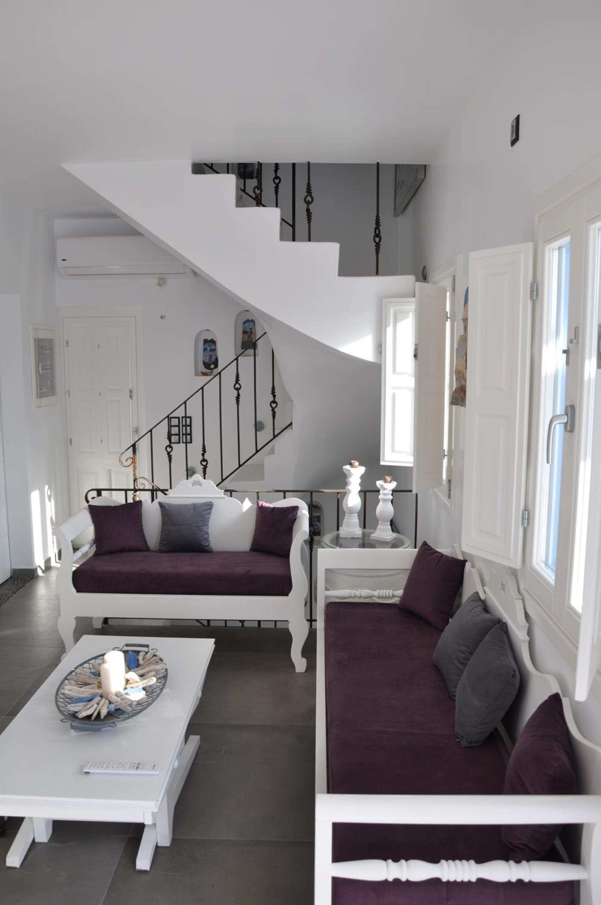 Santoxenia luxury villa