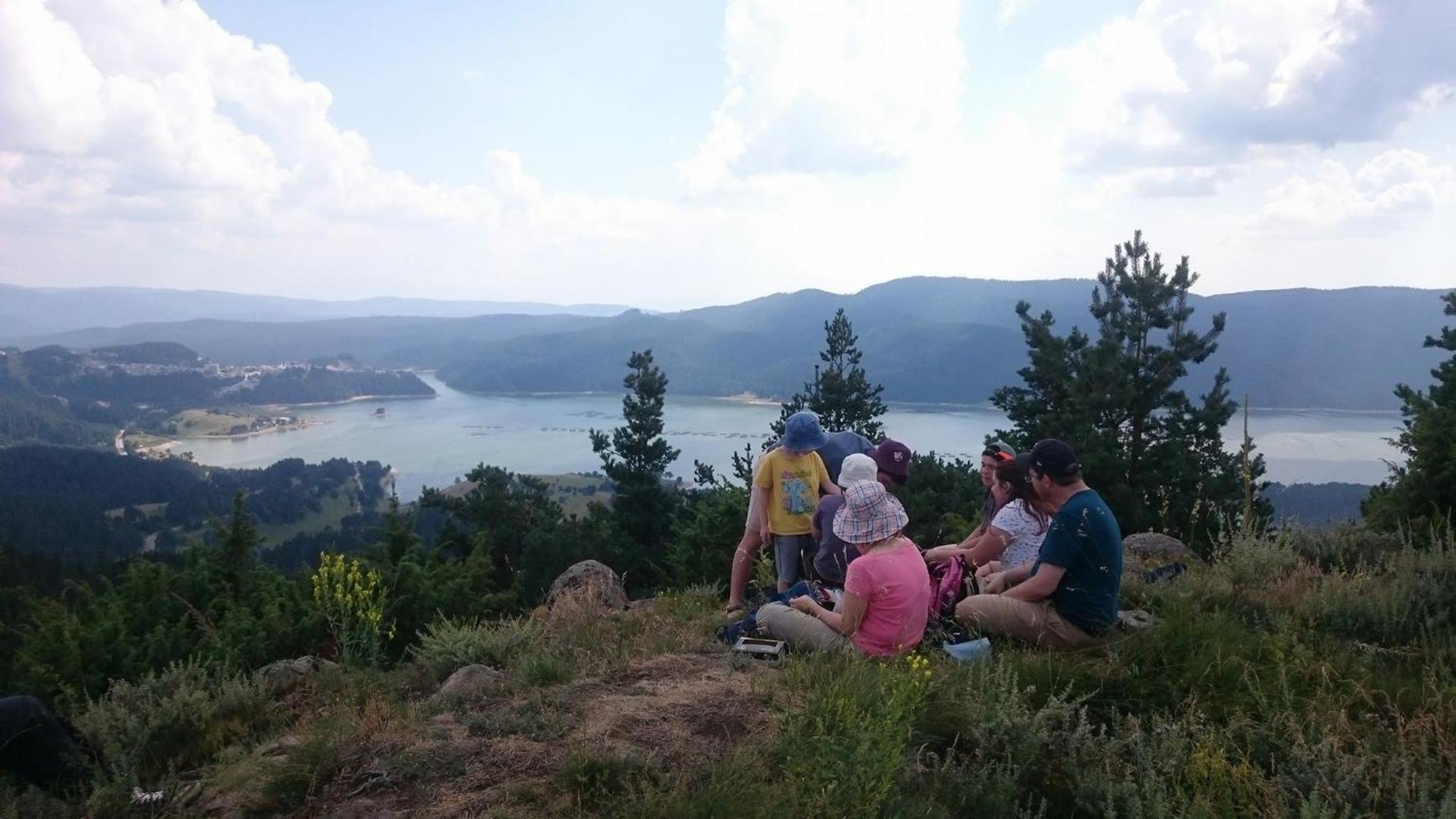 Divna Forest & Lake House