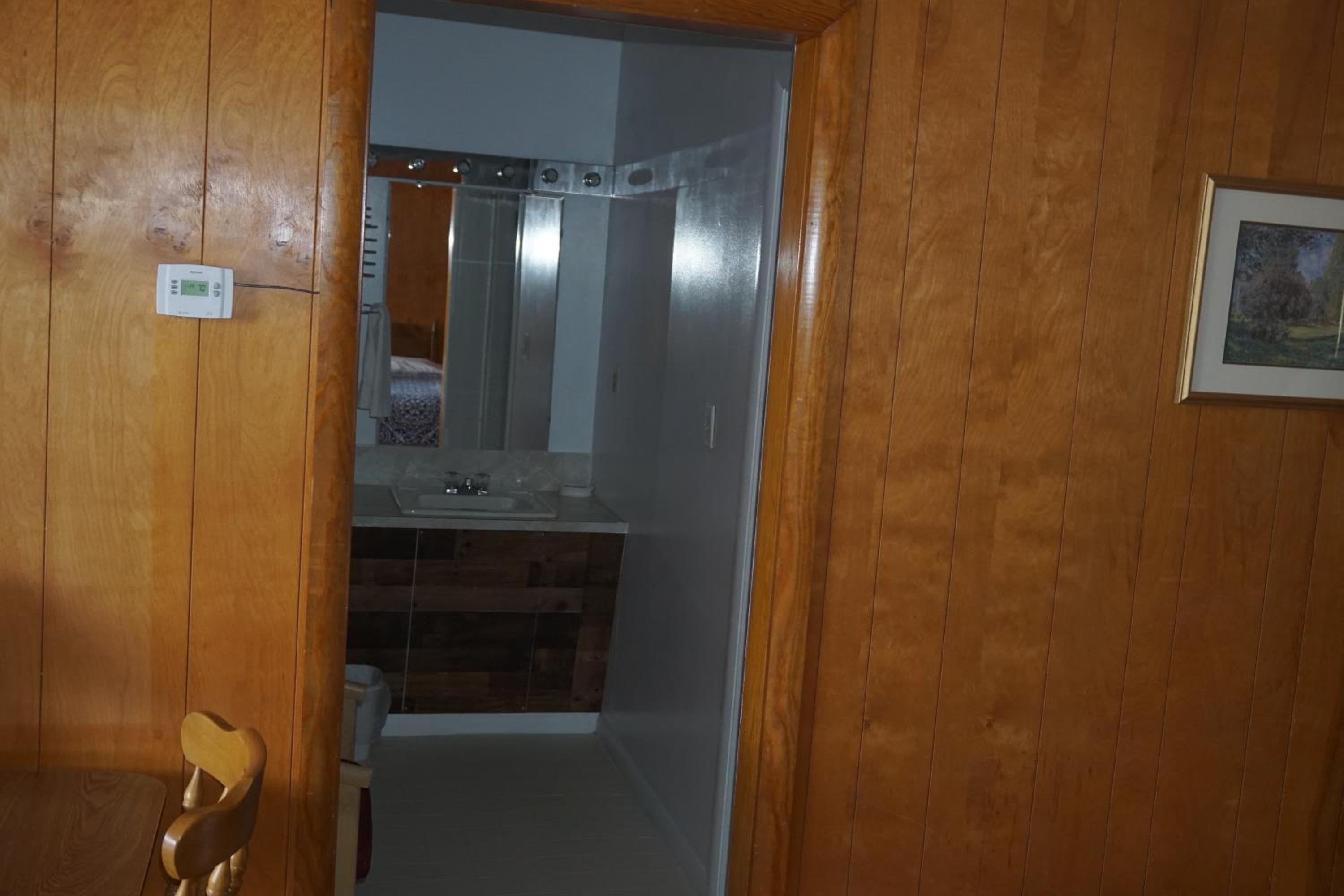 Northern Peaks Motor Inn