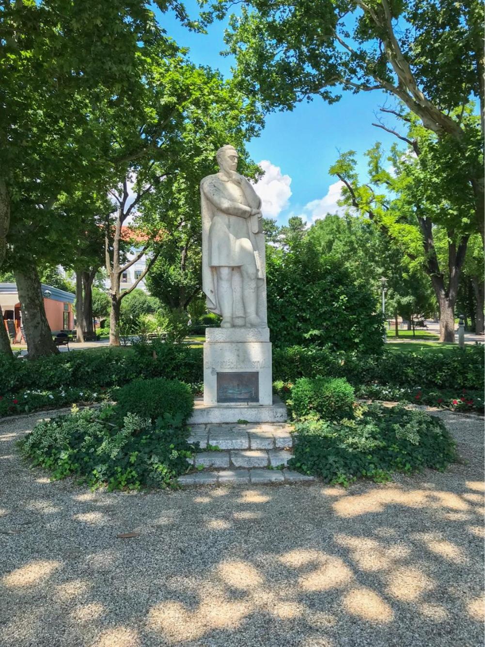 Photo 29