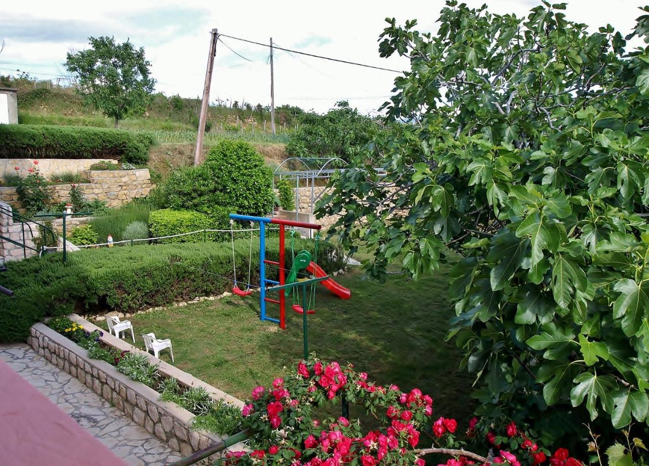 Photo 41