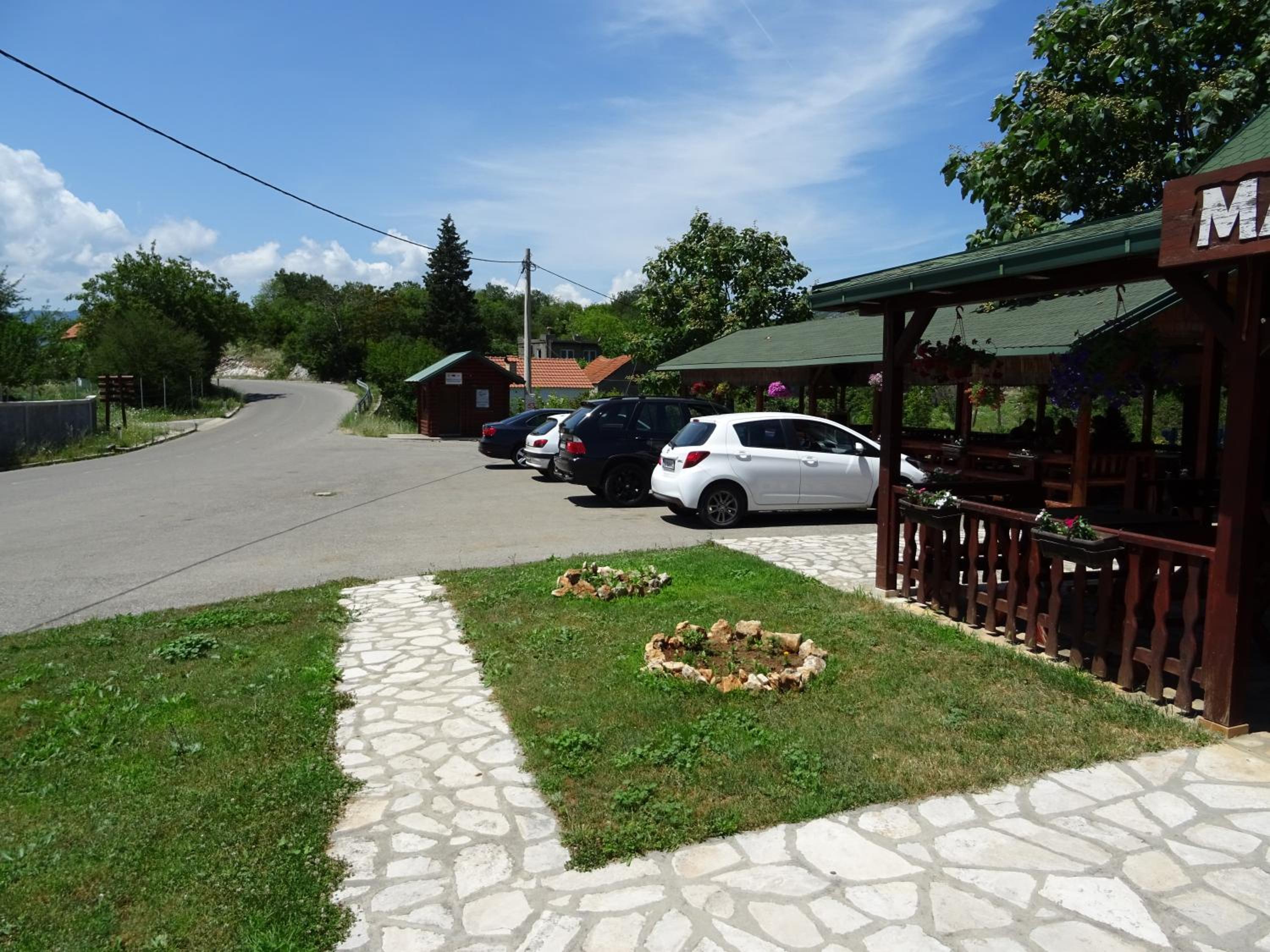 Photo 13