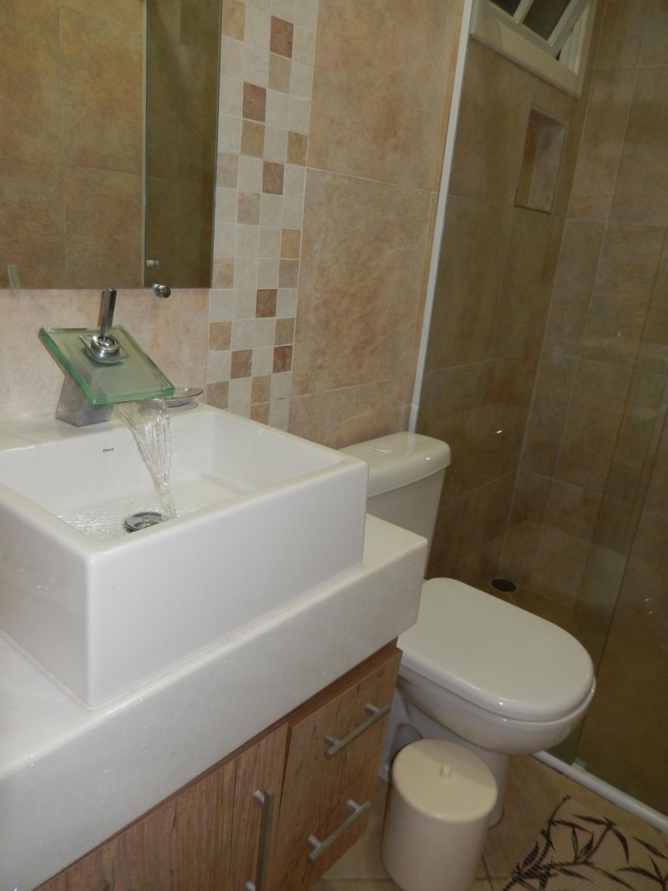 Condominio RESIDENCIAL Via Marina a 80 metros da Praia da Enseada