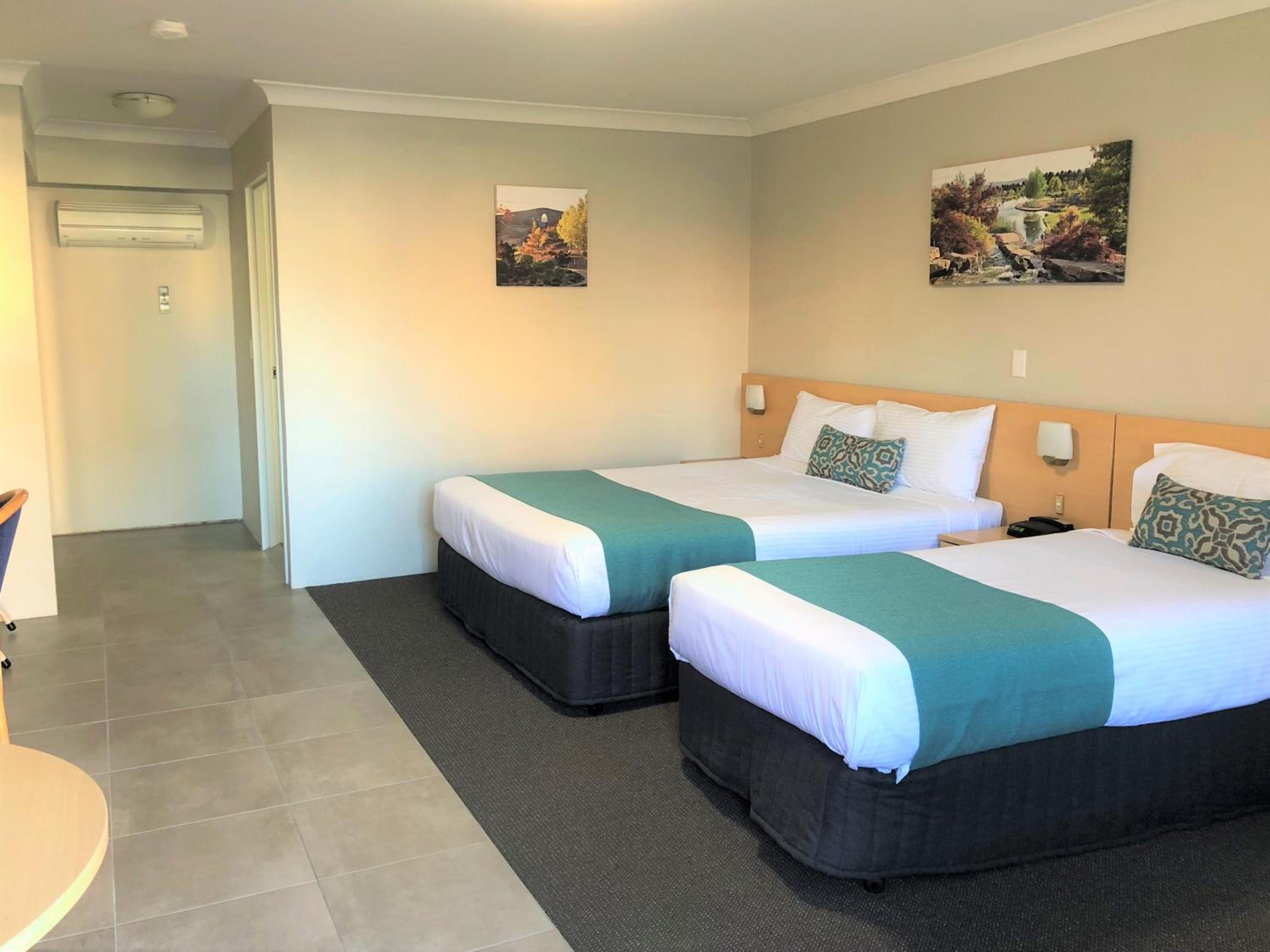 Bathurst Motor Inn