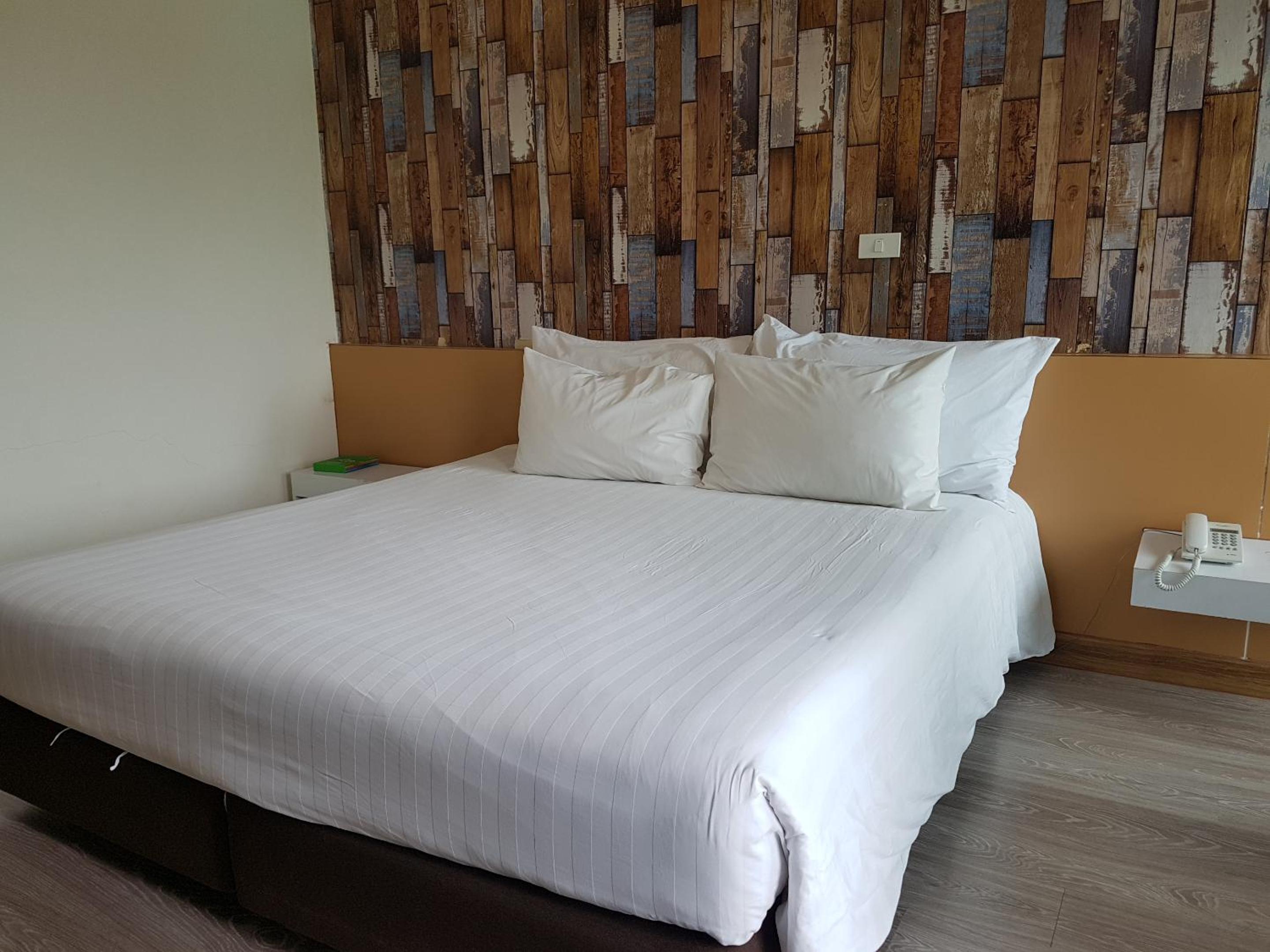 Prajaktra City Hostel