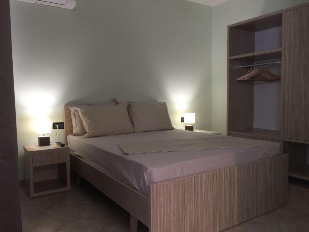 Andi Apartments