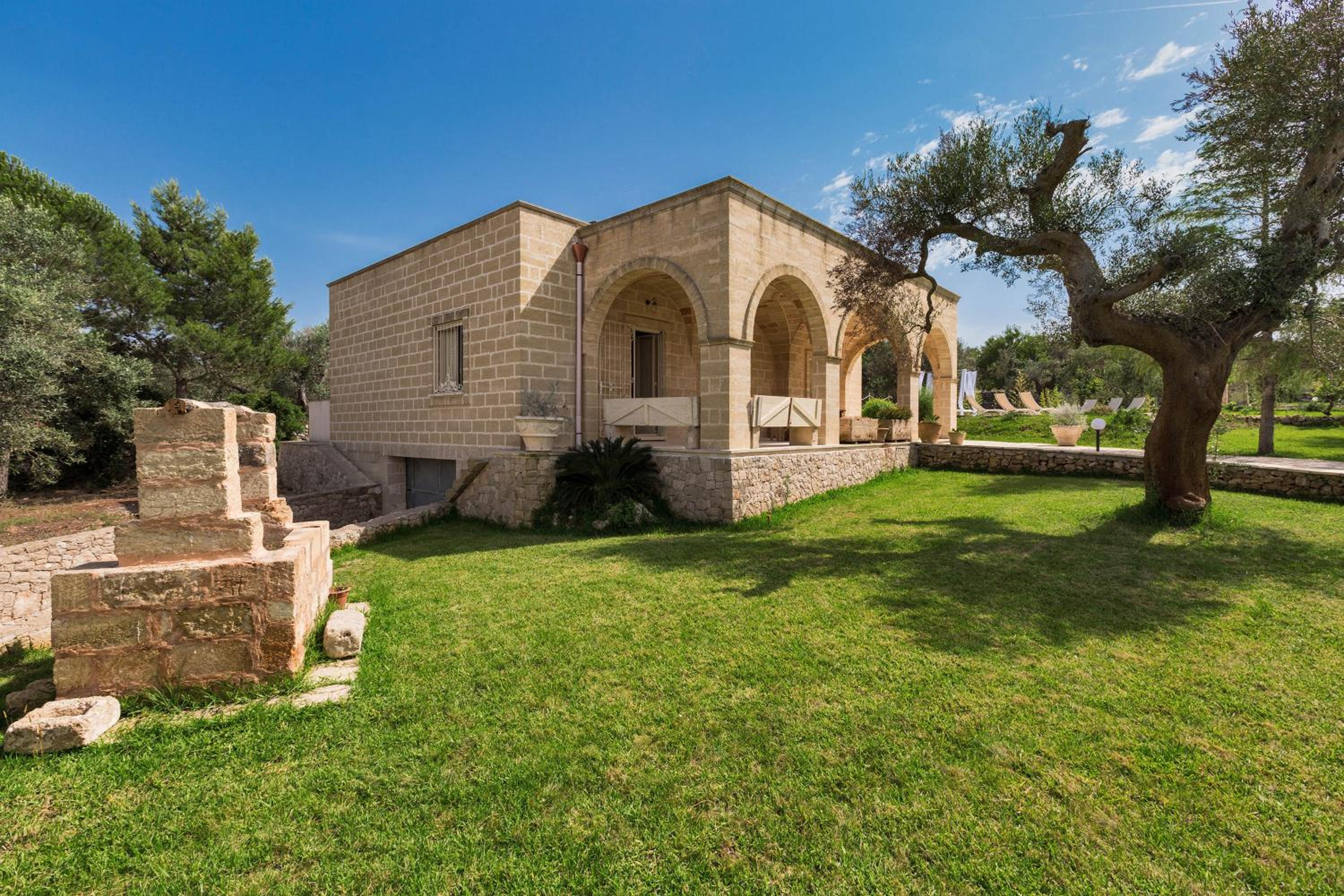 Villa Satis by Perle di Puglia