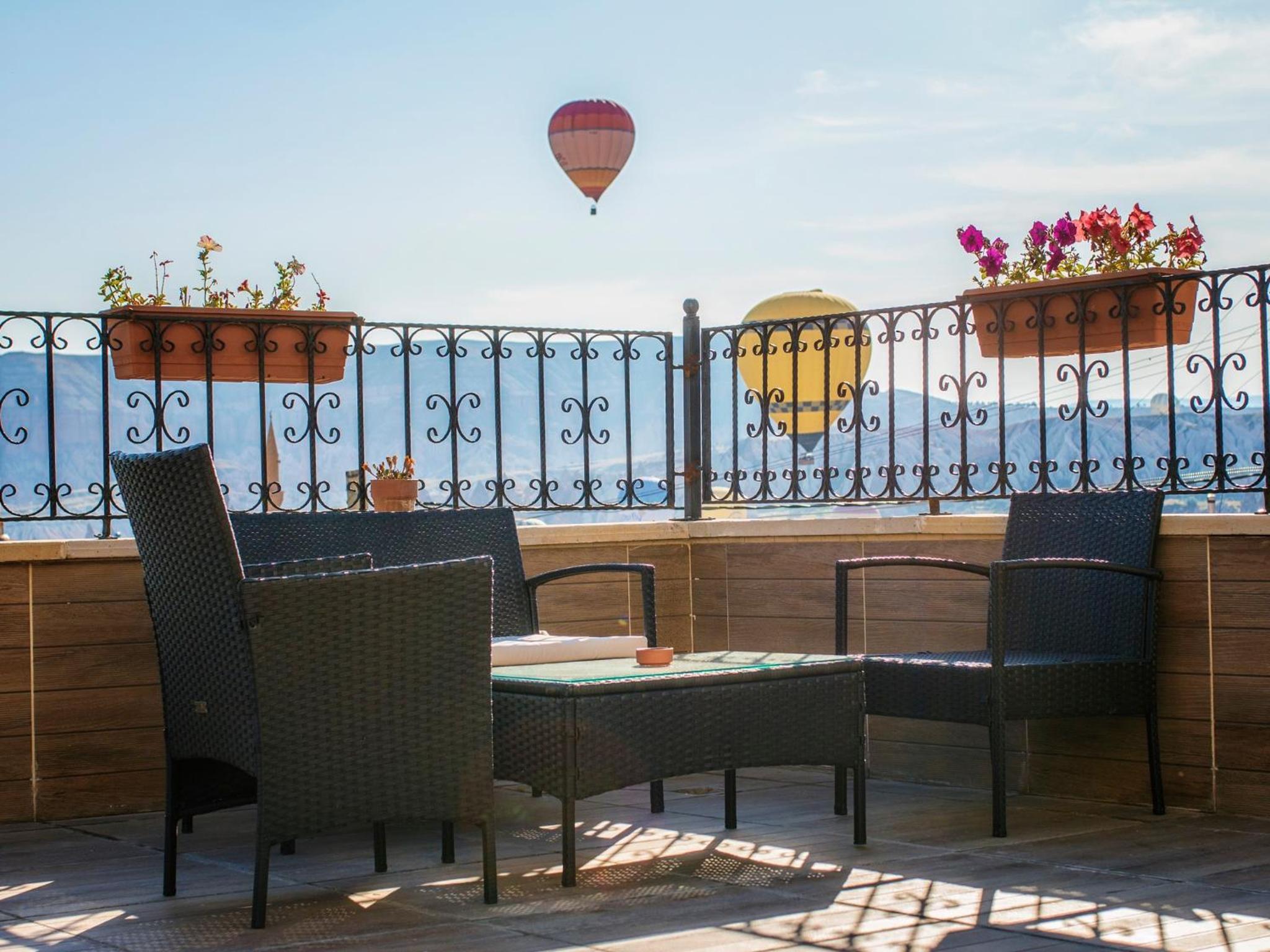 Milat Cave Hotel - Image 30