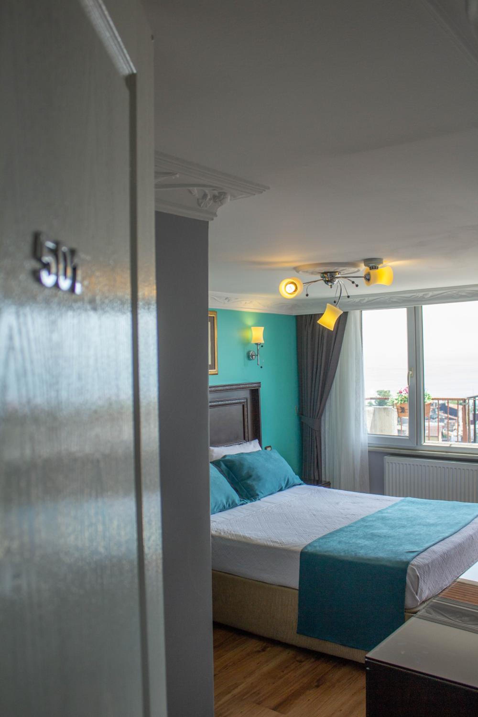 Hotel Tulip House - Image 53