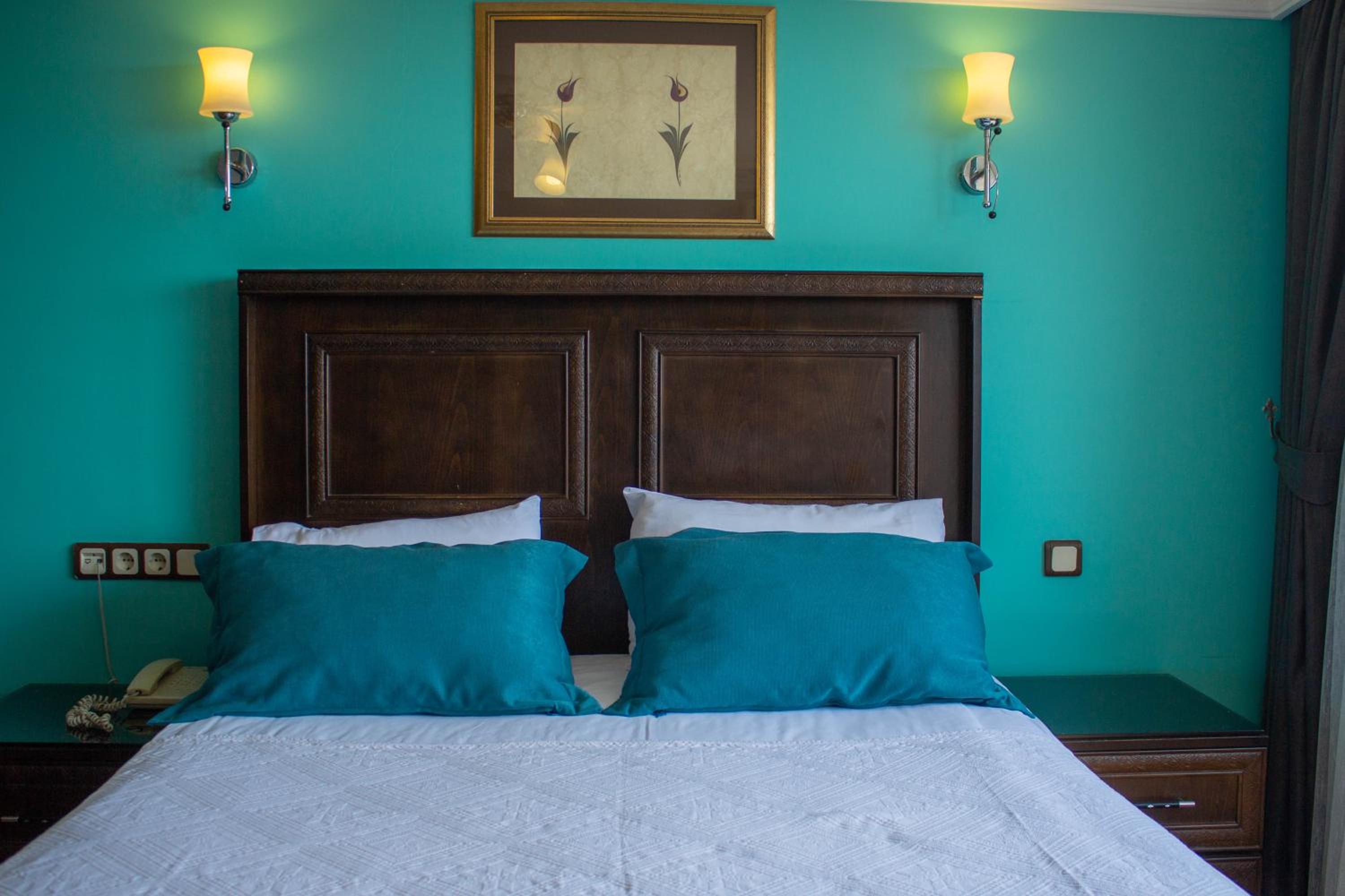 Hotel Tulip House - Image 17