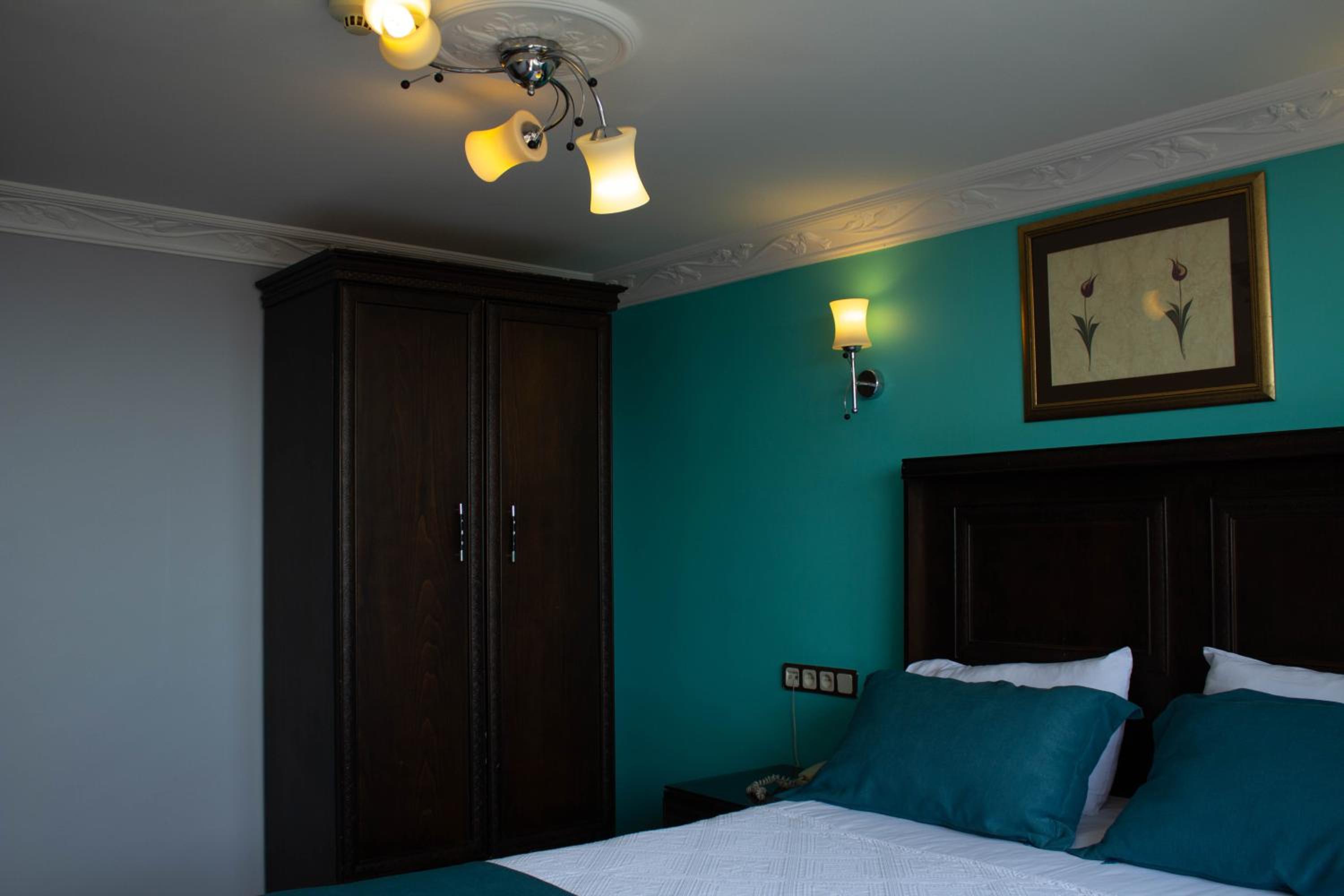 Hotel Tulip House - Image 55