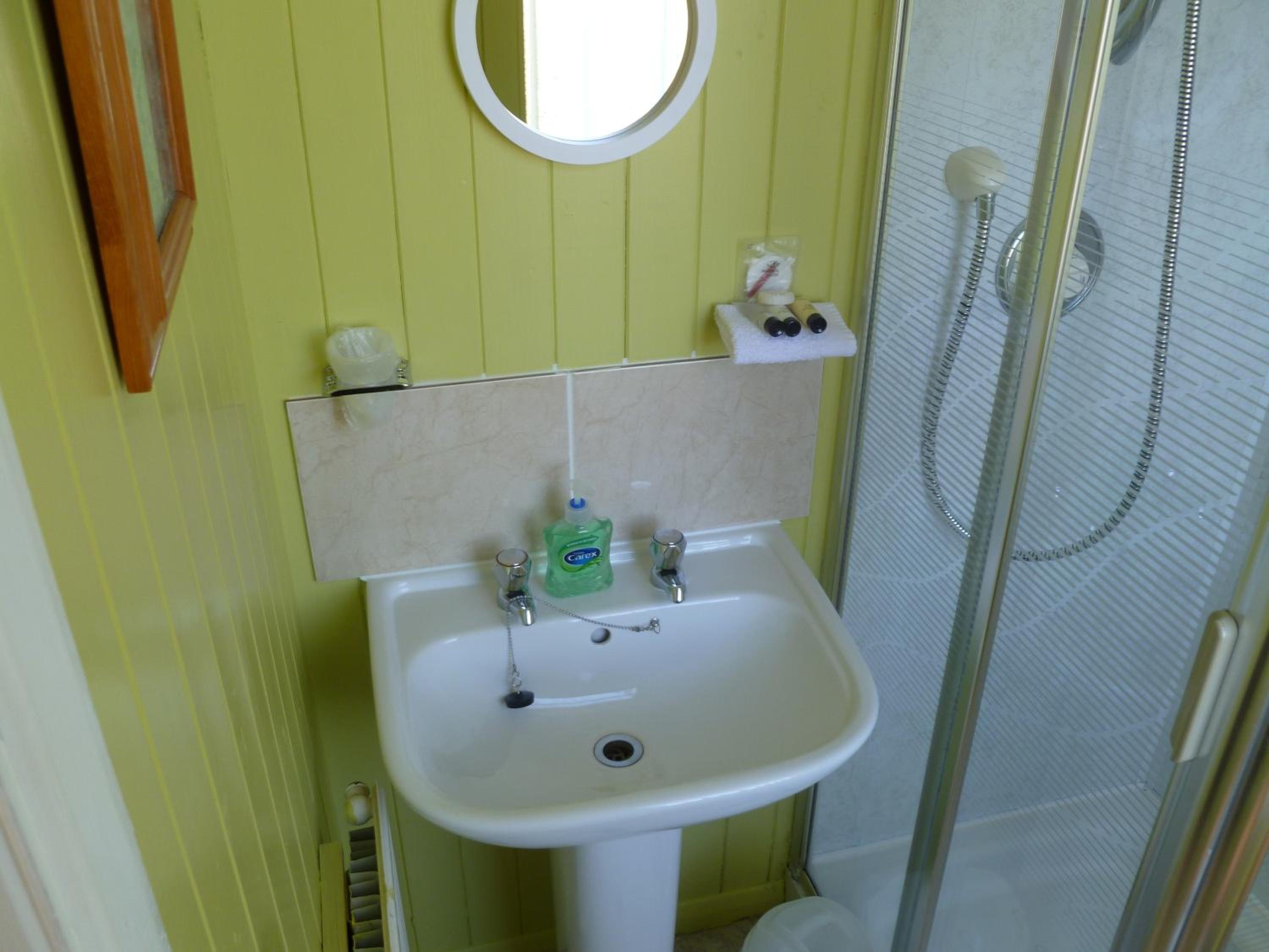 Gretna Green Vacations - Greenlaw Guest House - Property Image 33