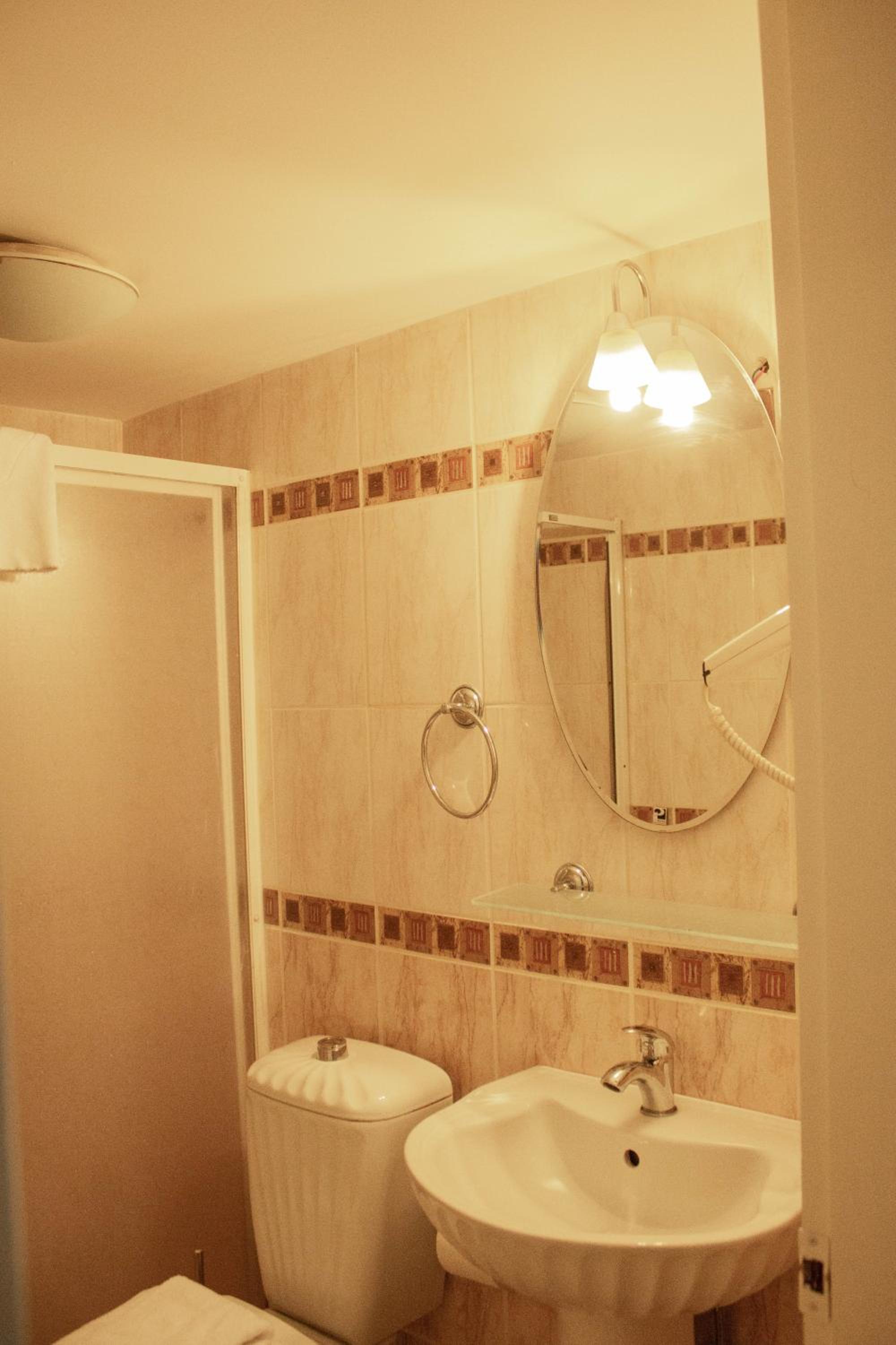 Hotel Tulip House - Image 21