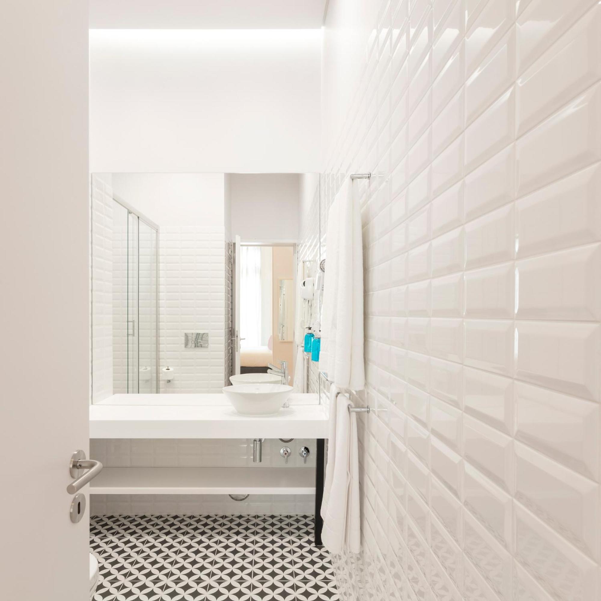 LSA Chiado Emenda by Numa