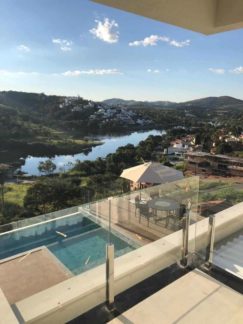 Suítes de Luxo Paraíso de Minas Escarpas