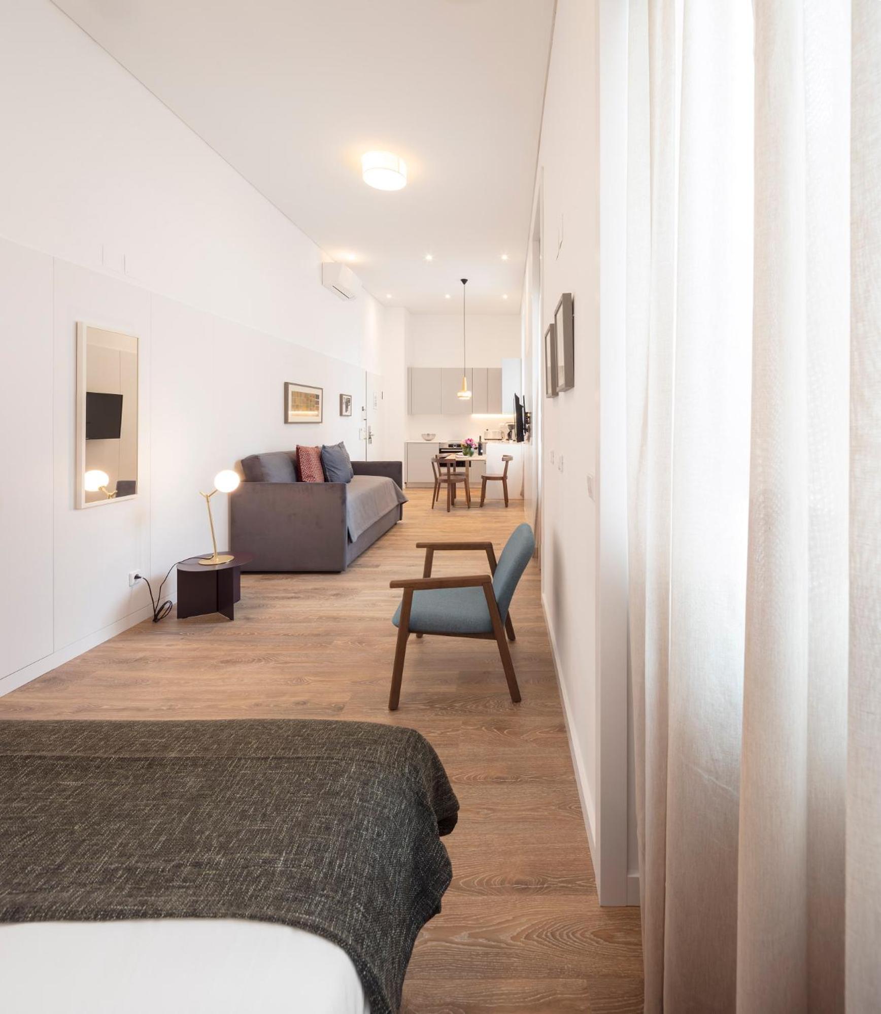 LSA Chiado Emenda by Numa