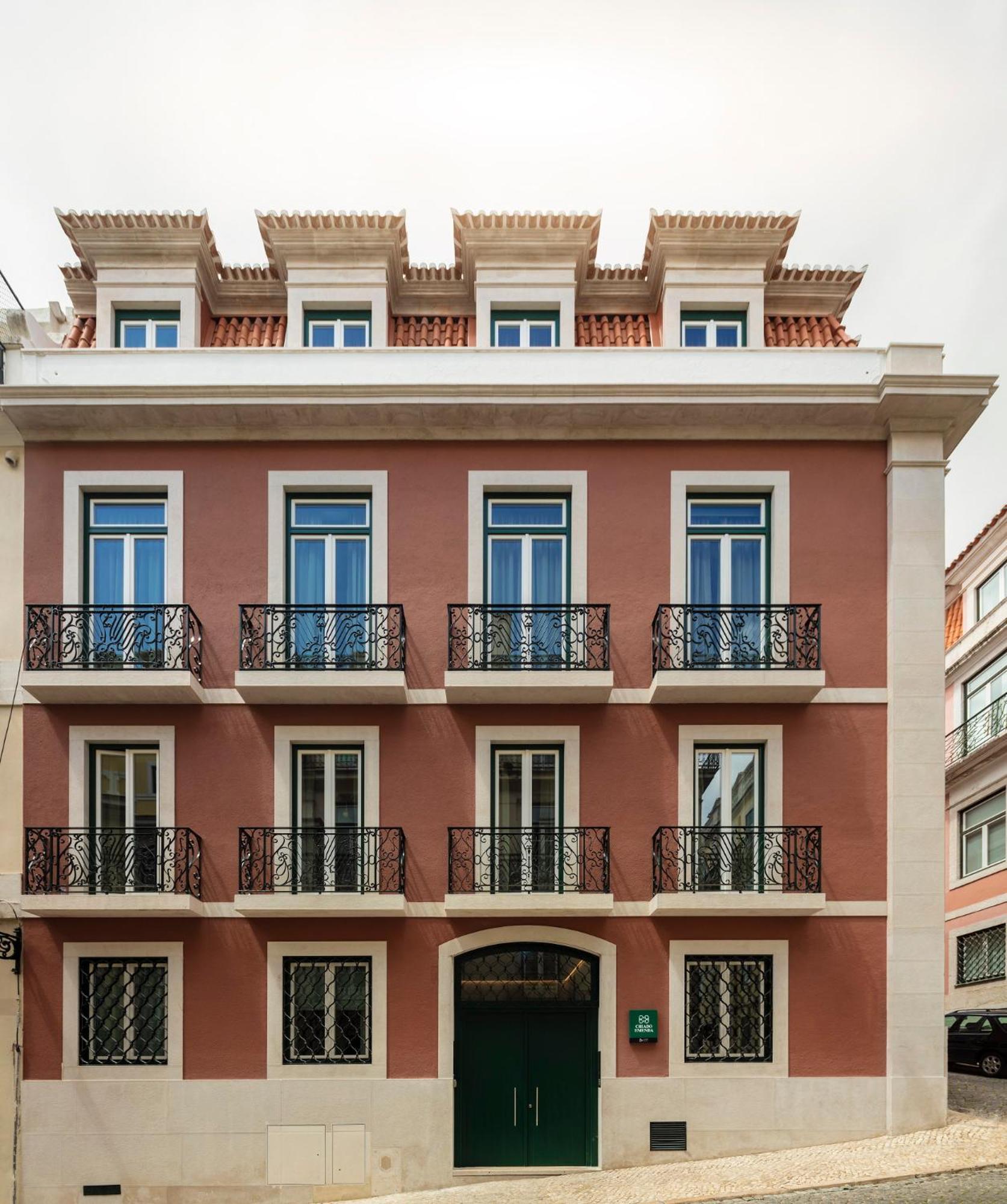 LSA Chiado Emenda by Numa
