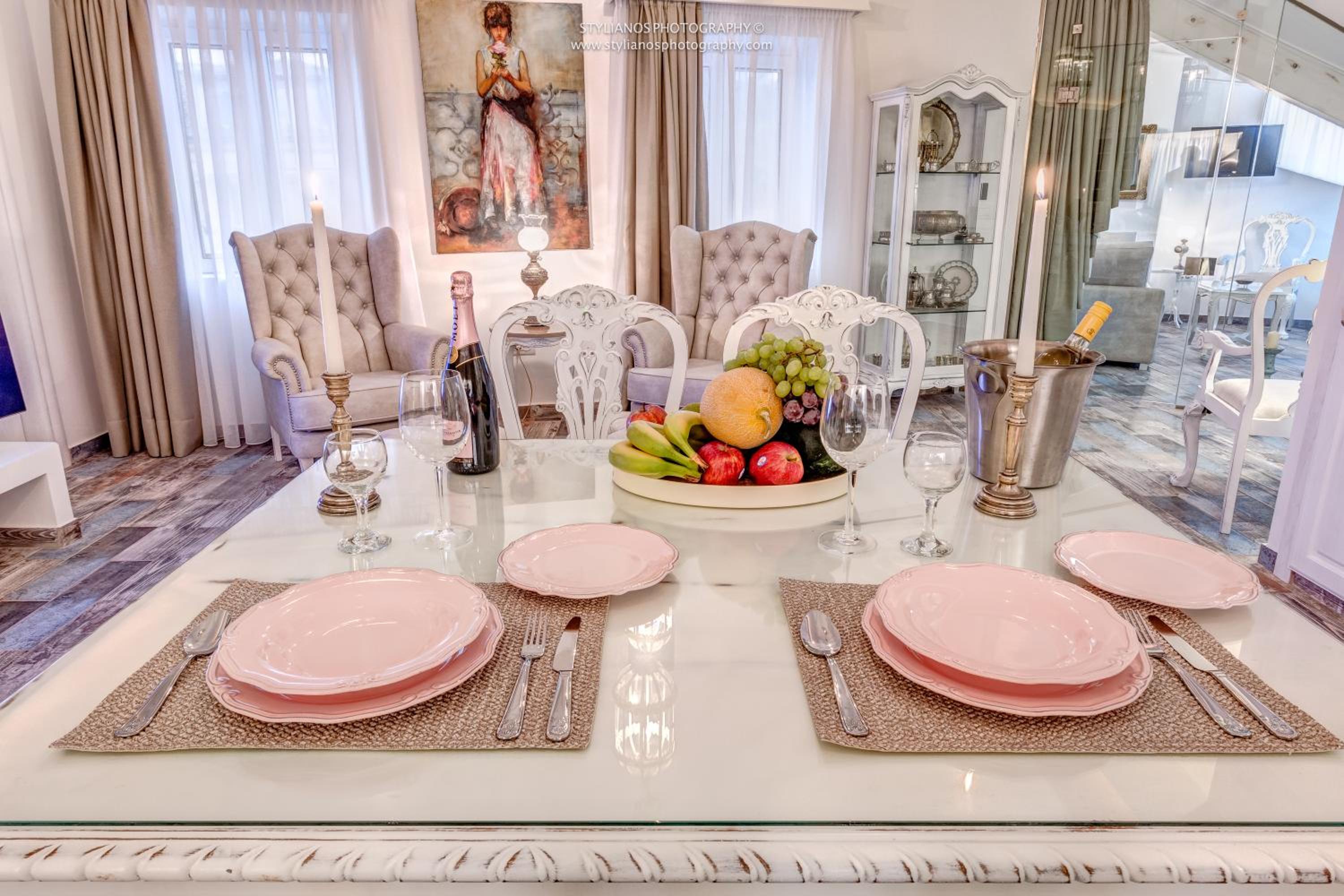 Coconella Suite