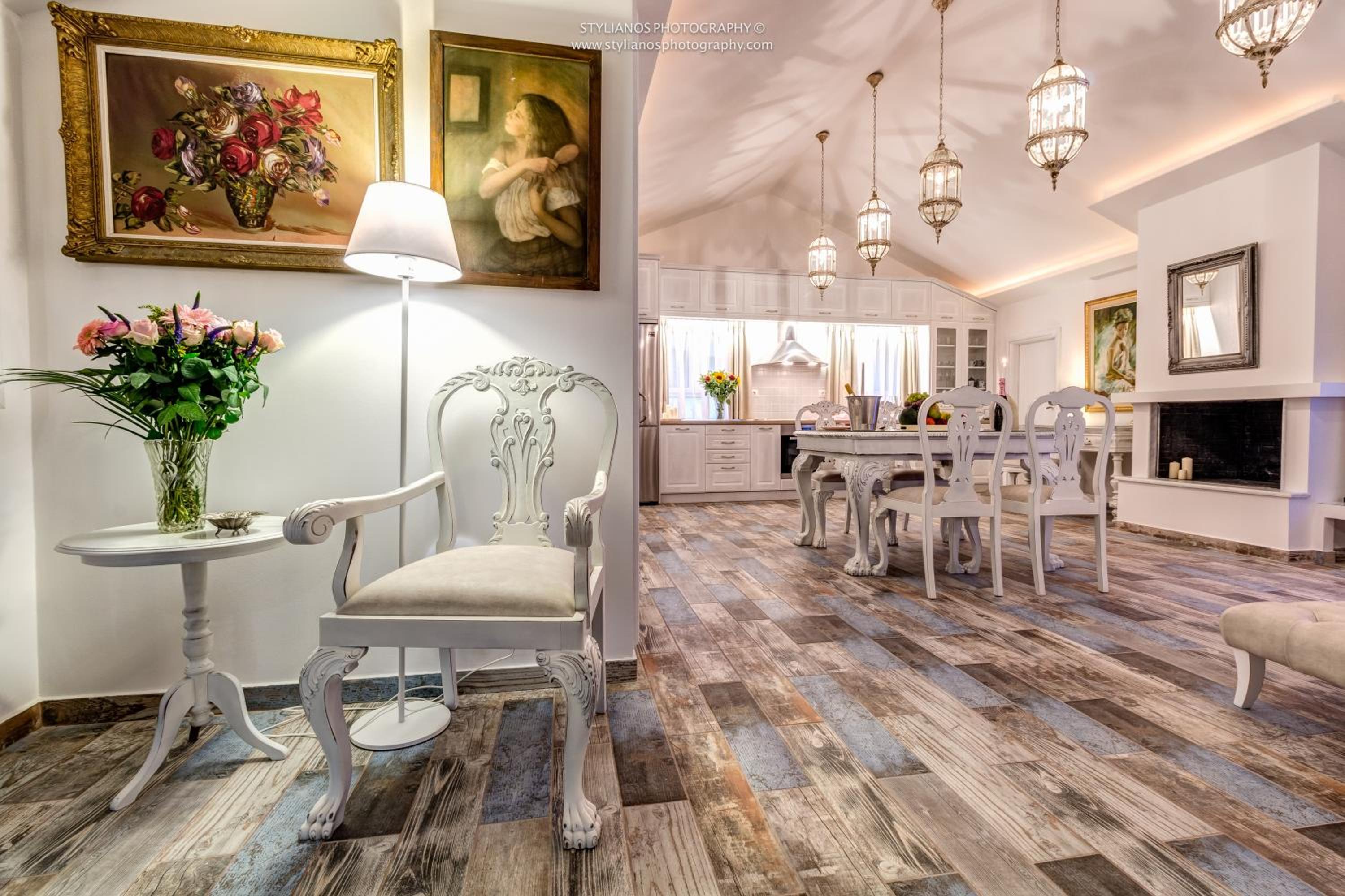 Coconella Suite