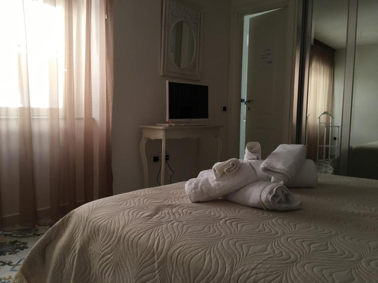 La Corte del Re Borbone view 5