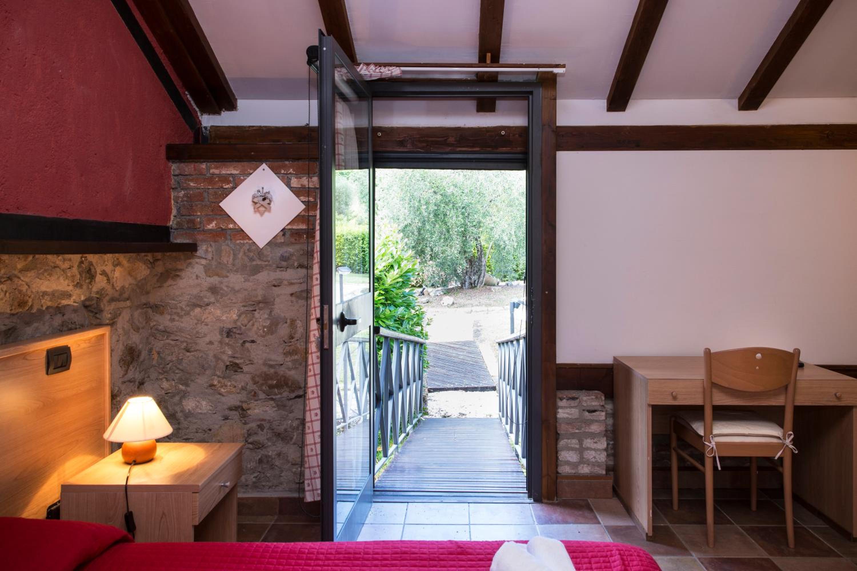 Appartamenti Residence Montebello, relax con giardino e piscina