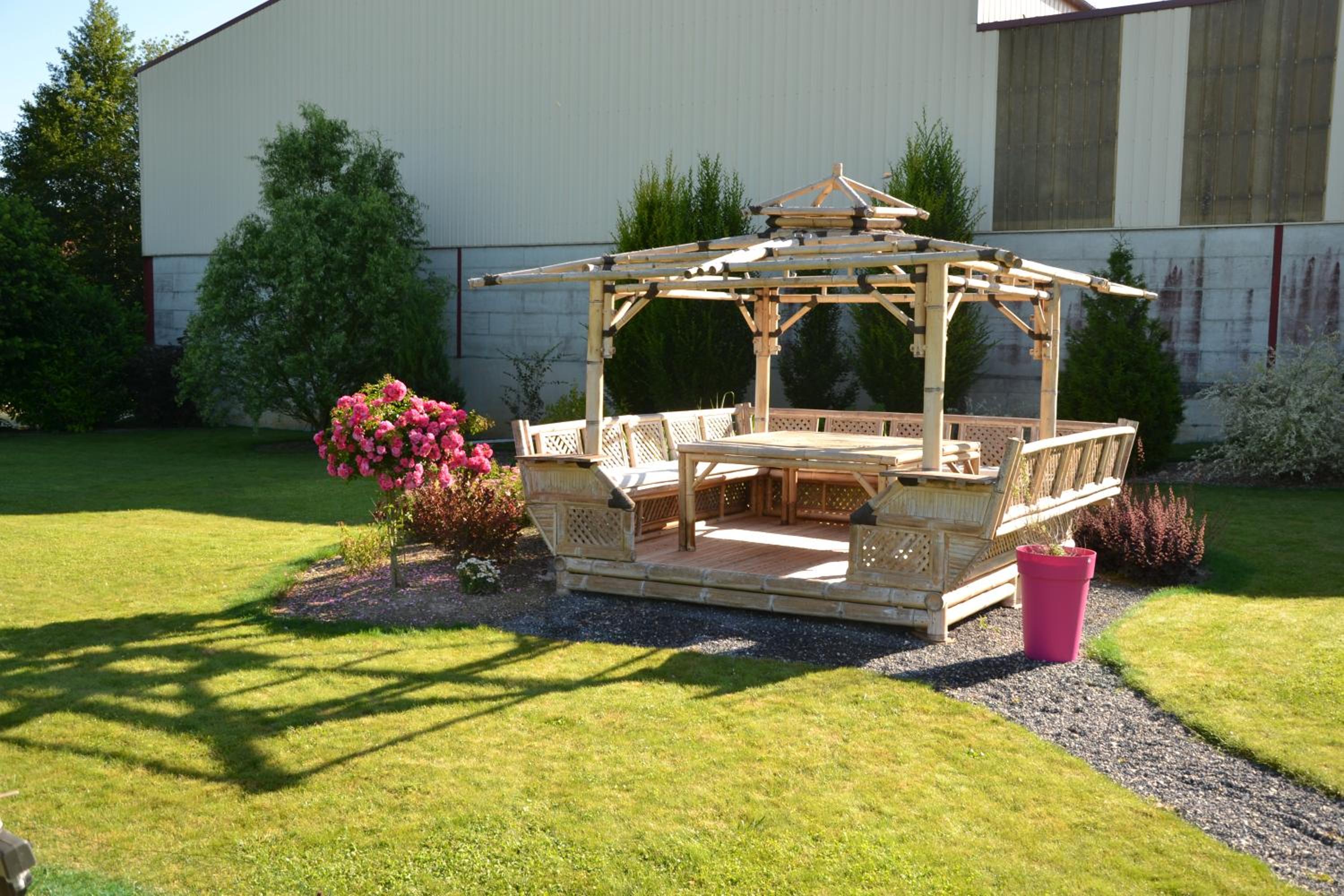Photo 8