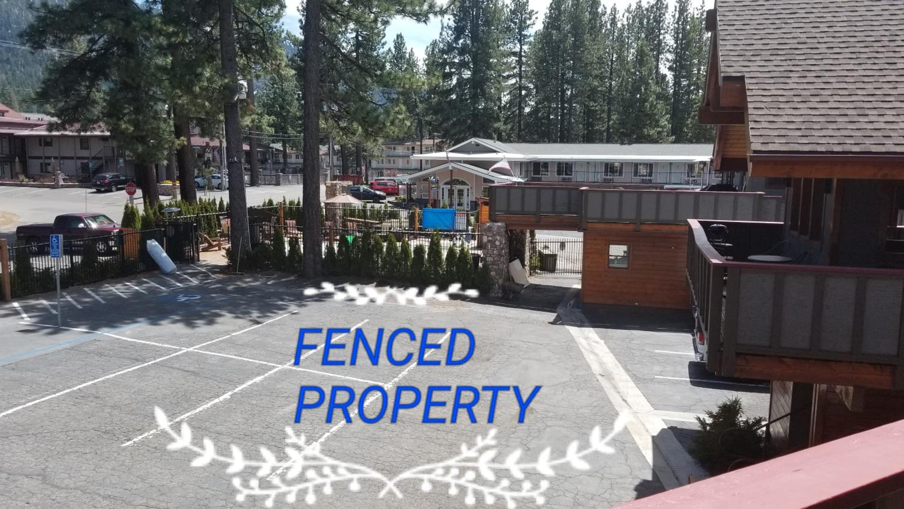 Gondola Lodge with 5-dollar Beach Voucher