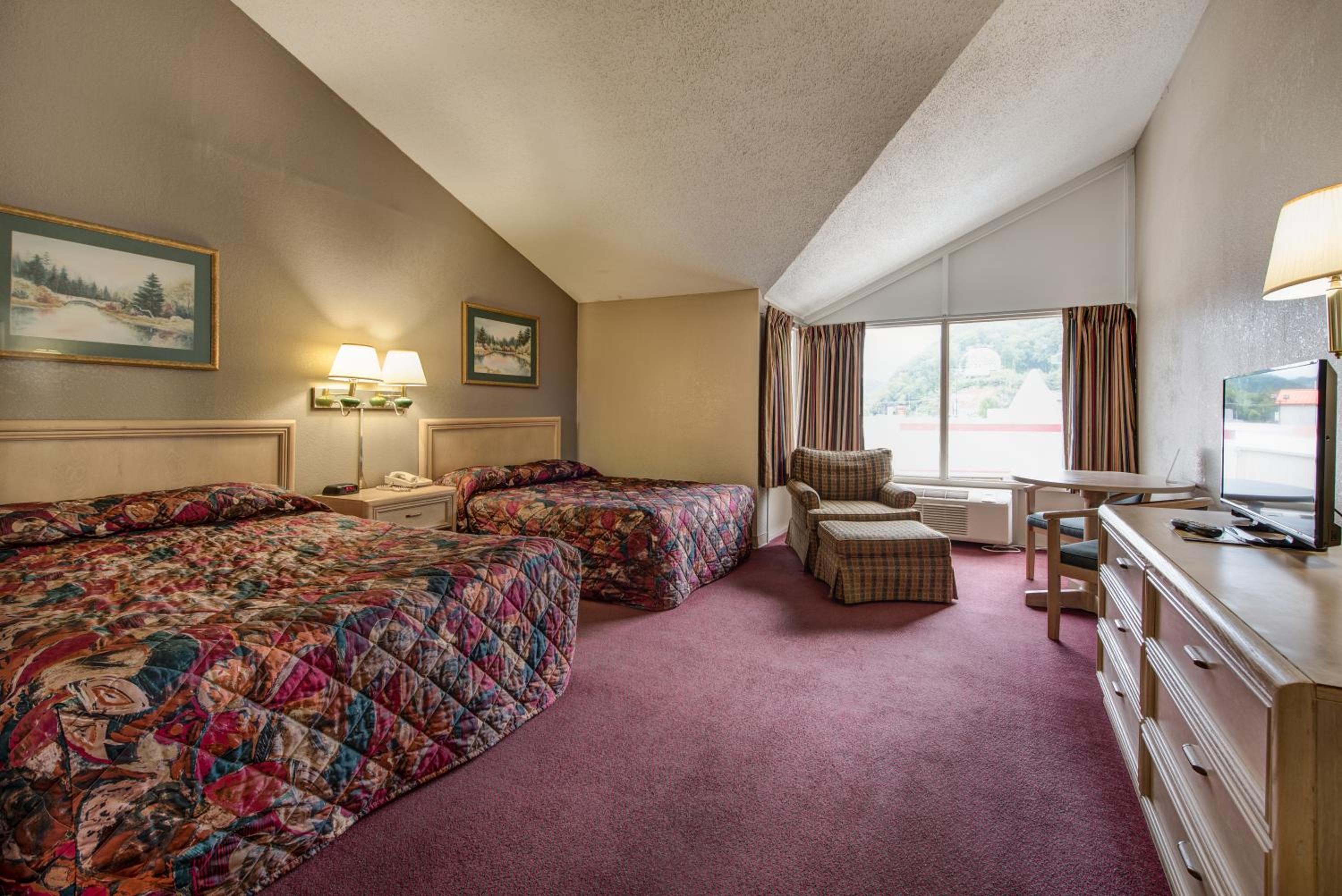 Green Valley Motel view 5