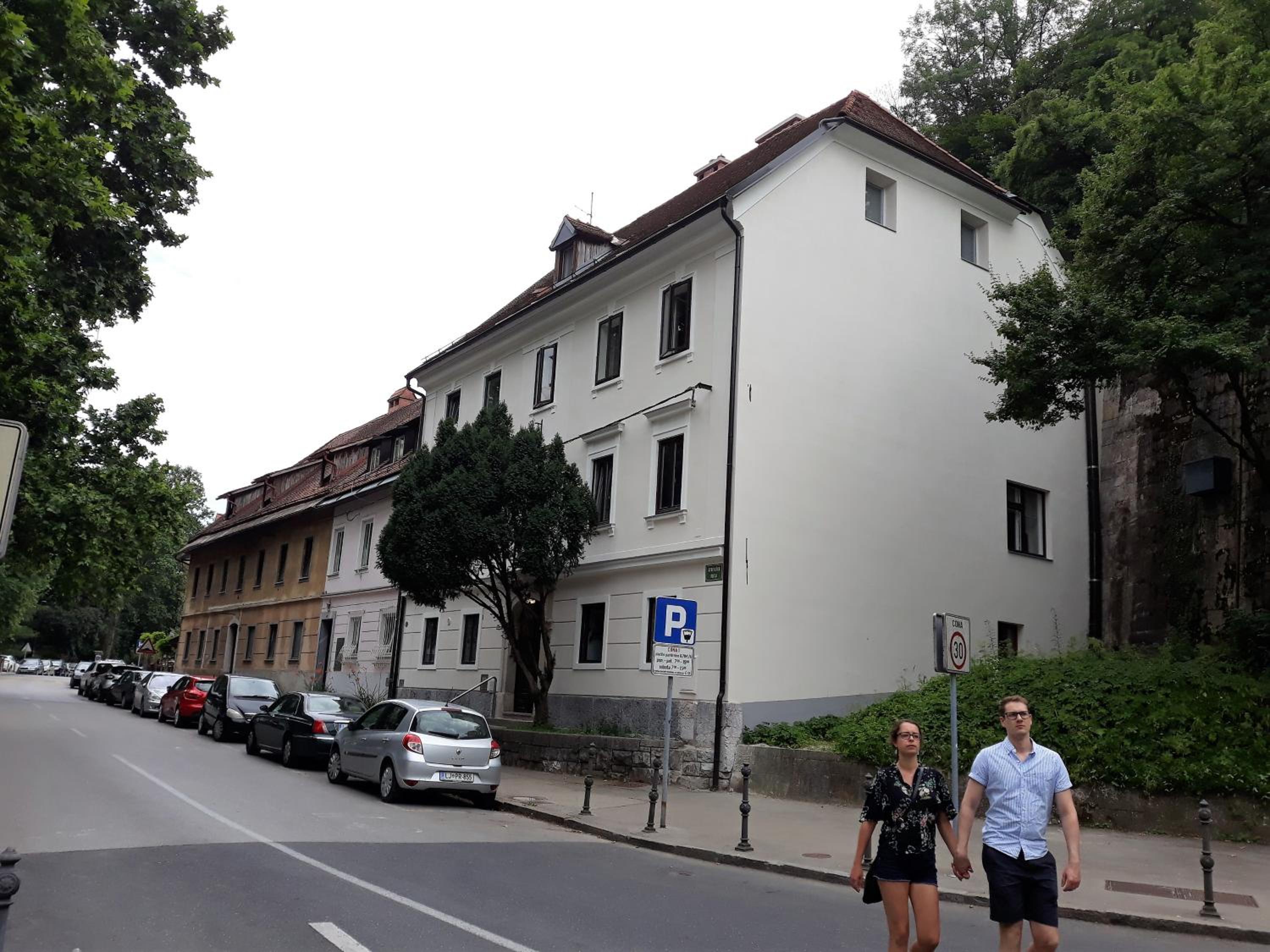 Photo 24
