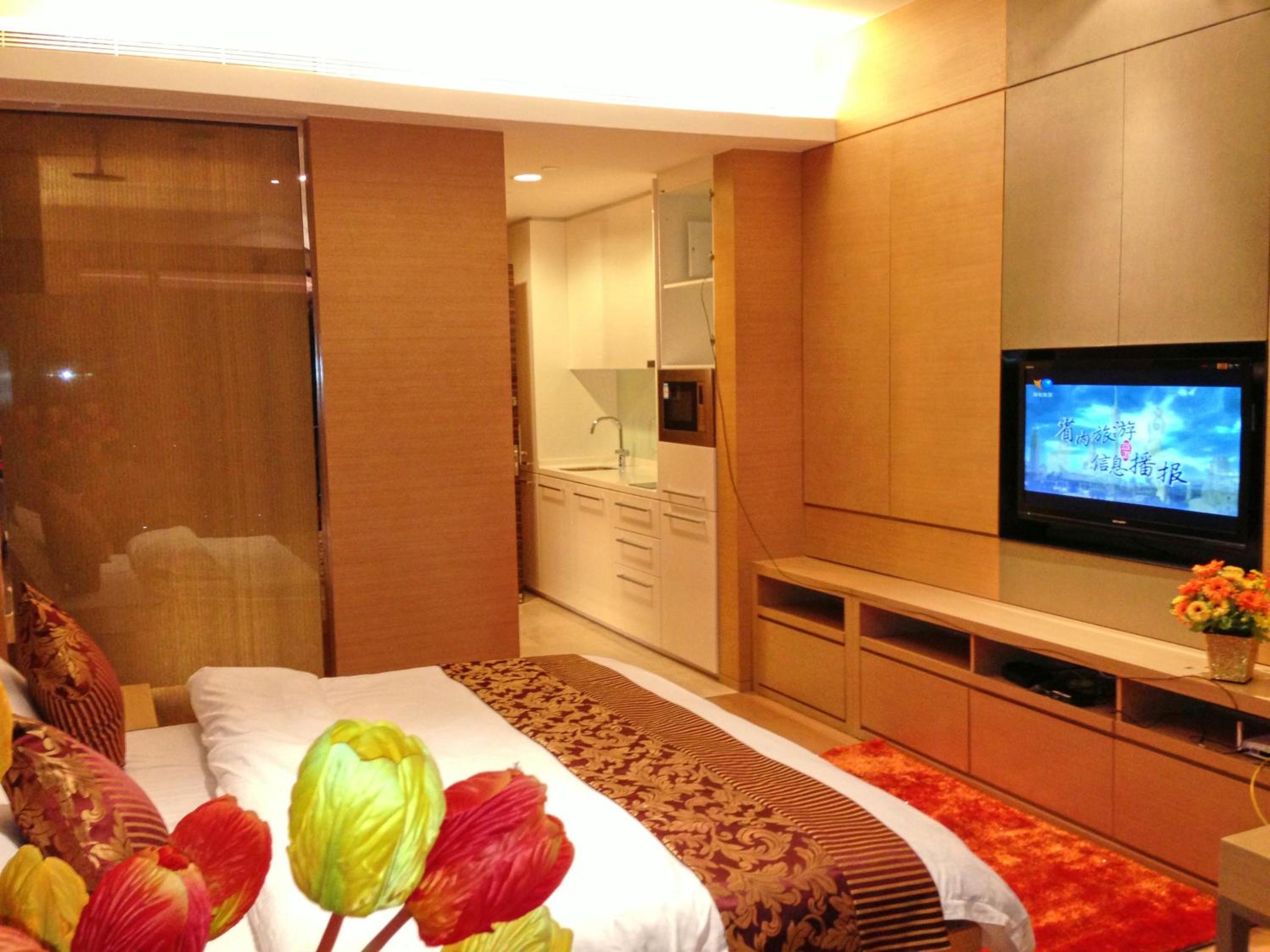 Checkinn International Apartment (GuangZhou PaZhou Poly World Trade Branch)