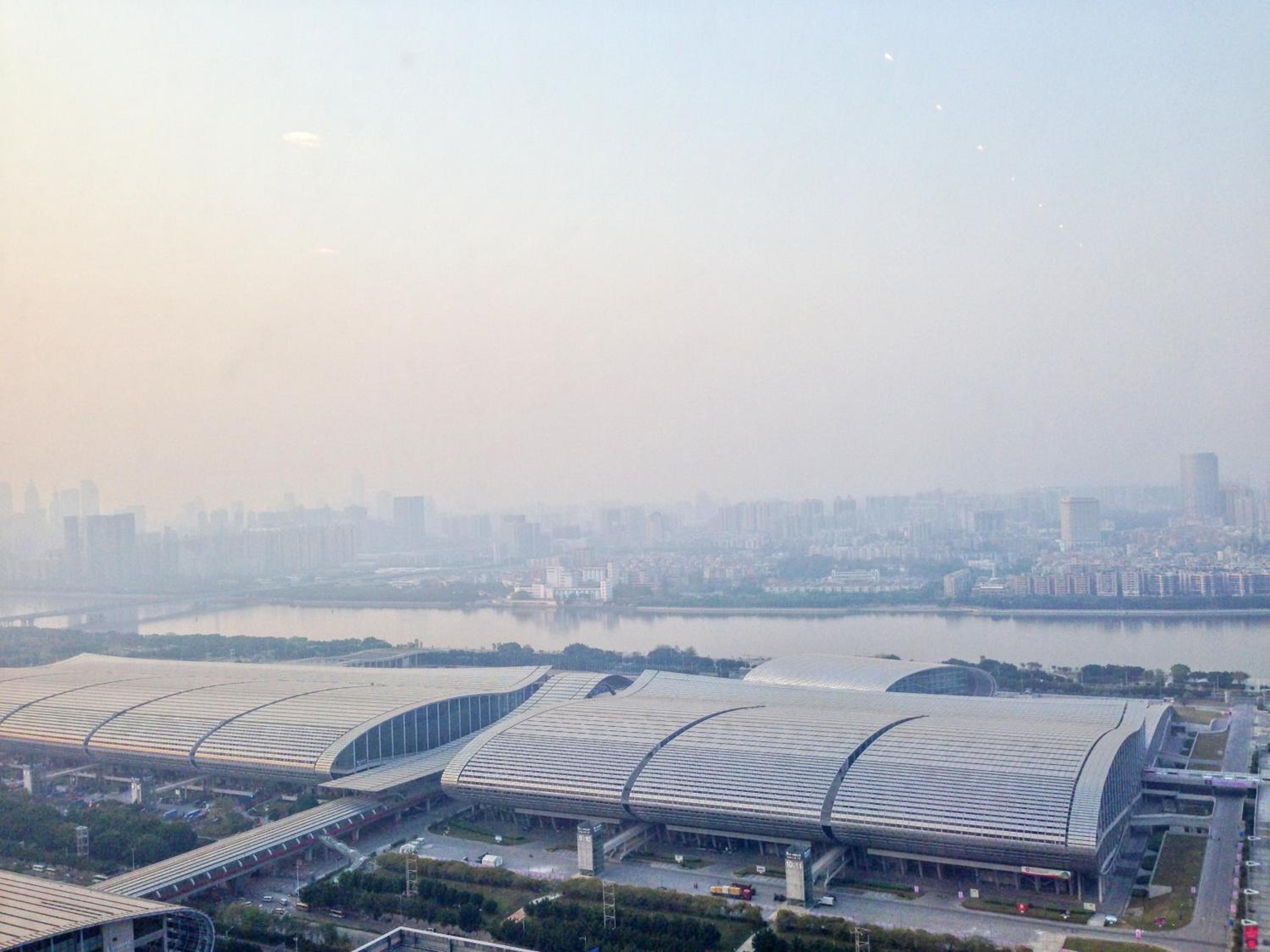 Checkinn International Apartment (GuangZhou PaZhou Poly World Trade Branch)