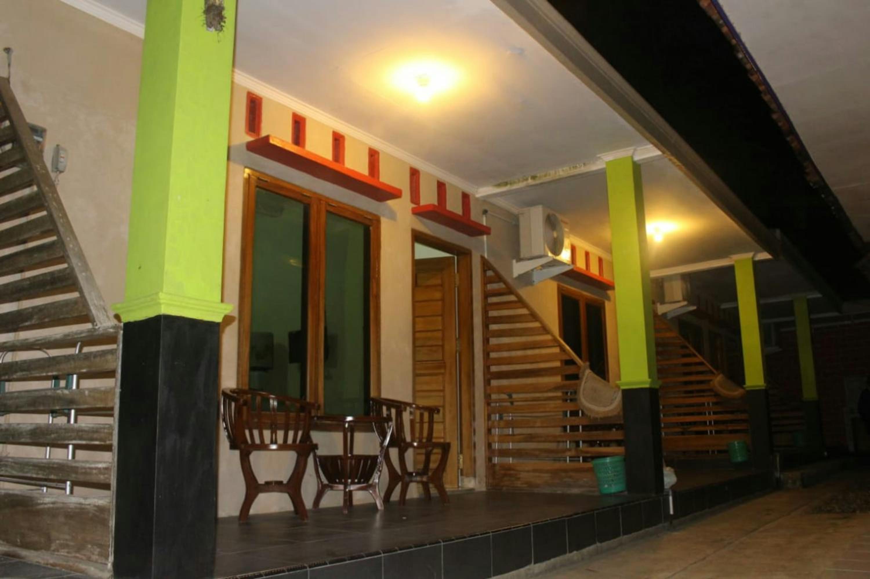 Photo 6