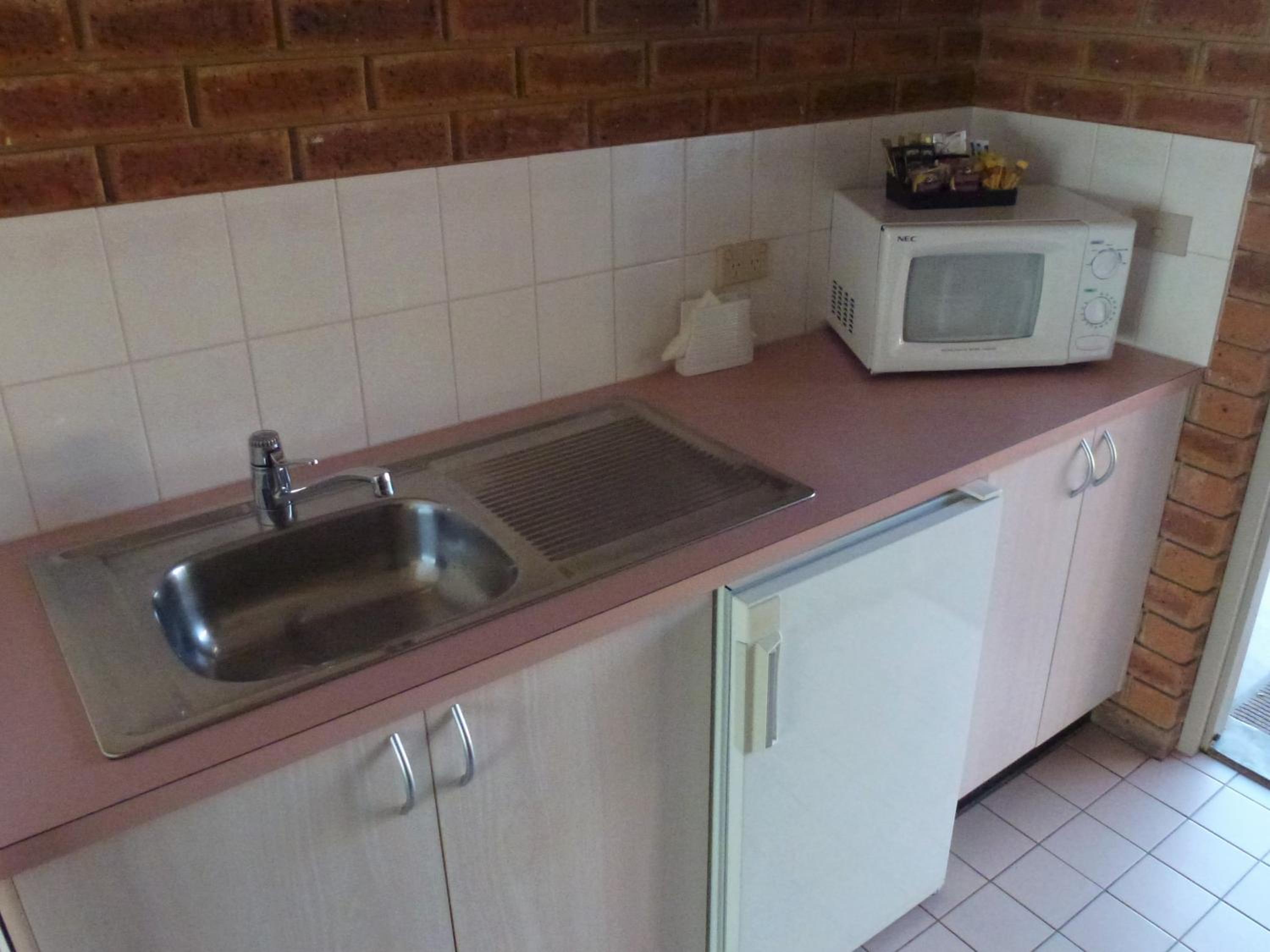 Colonial Motor Inn Bairnsdale Golden Chain Property