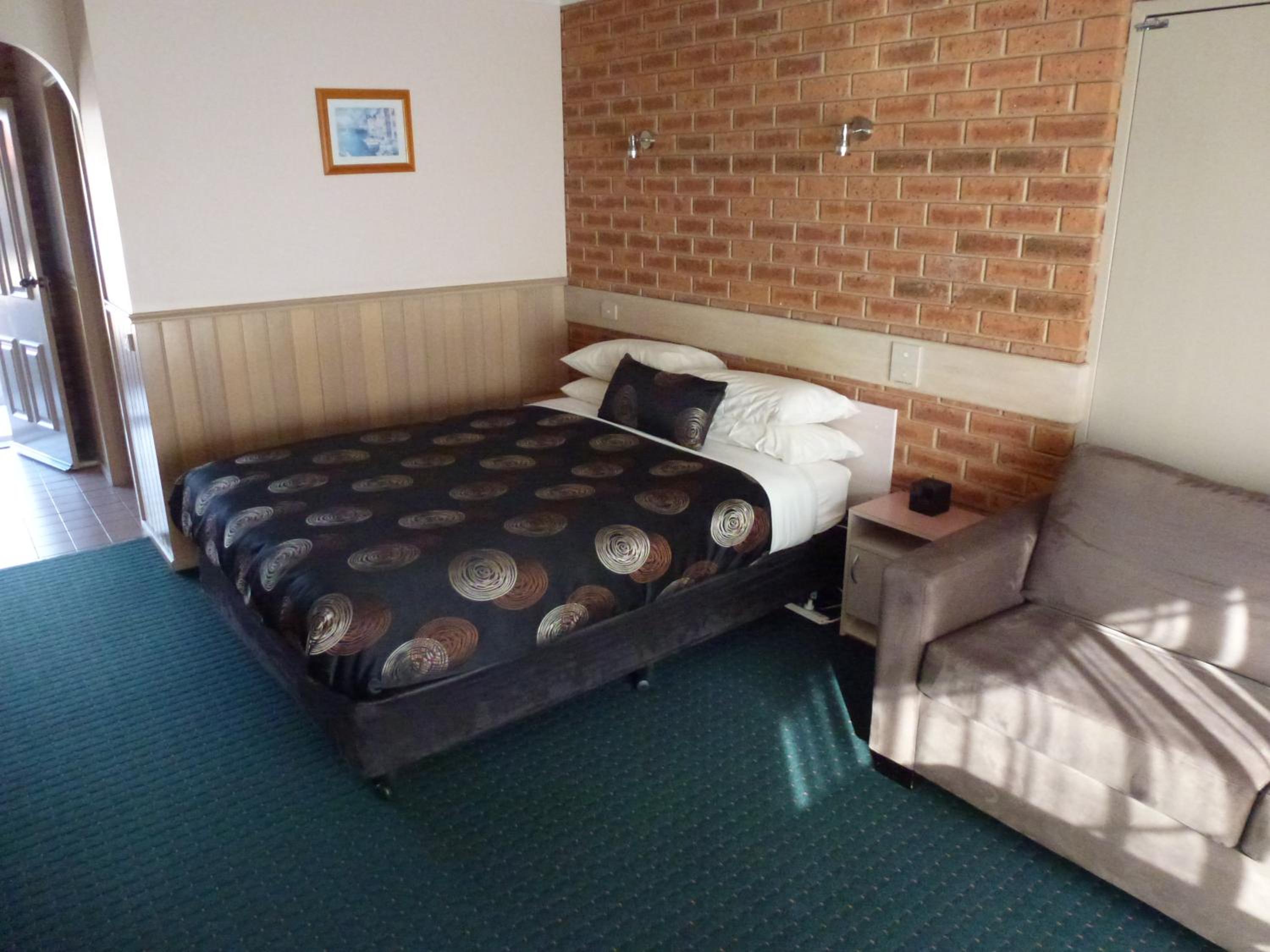 Colonial Motor Inn Bairnsdale Golden Chain Property
