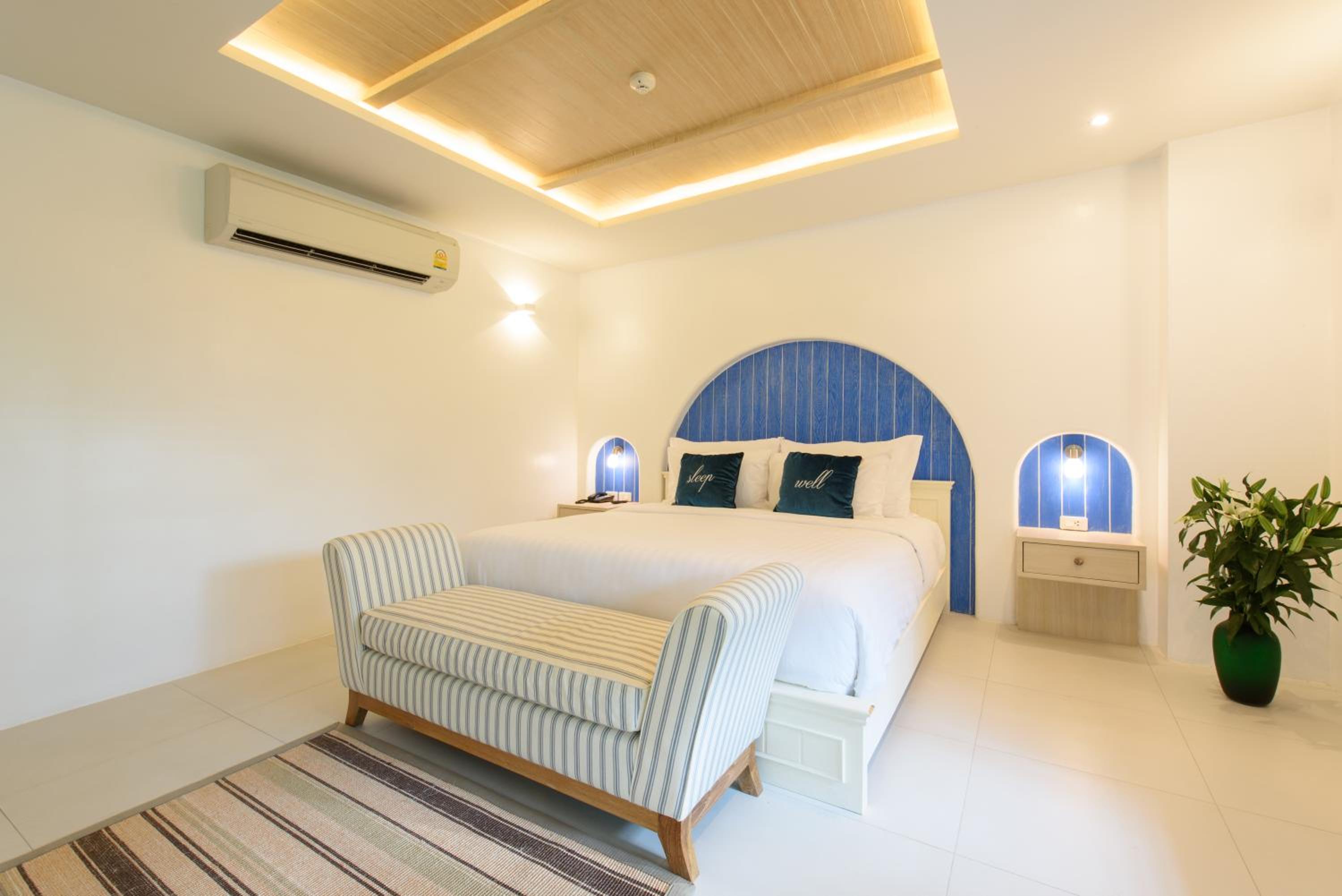 Costa Village Bangsaray