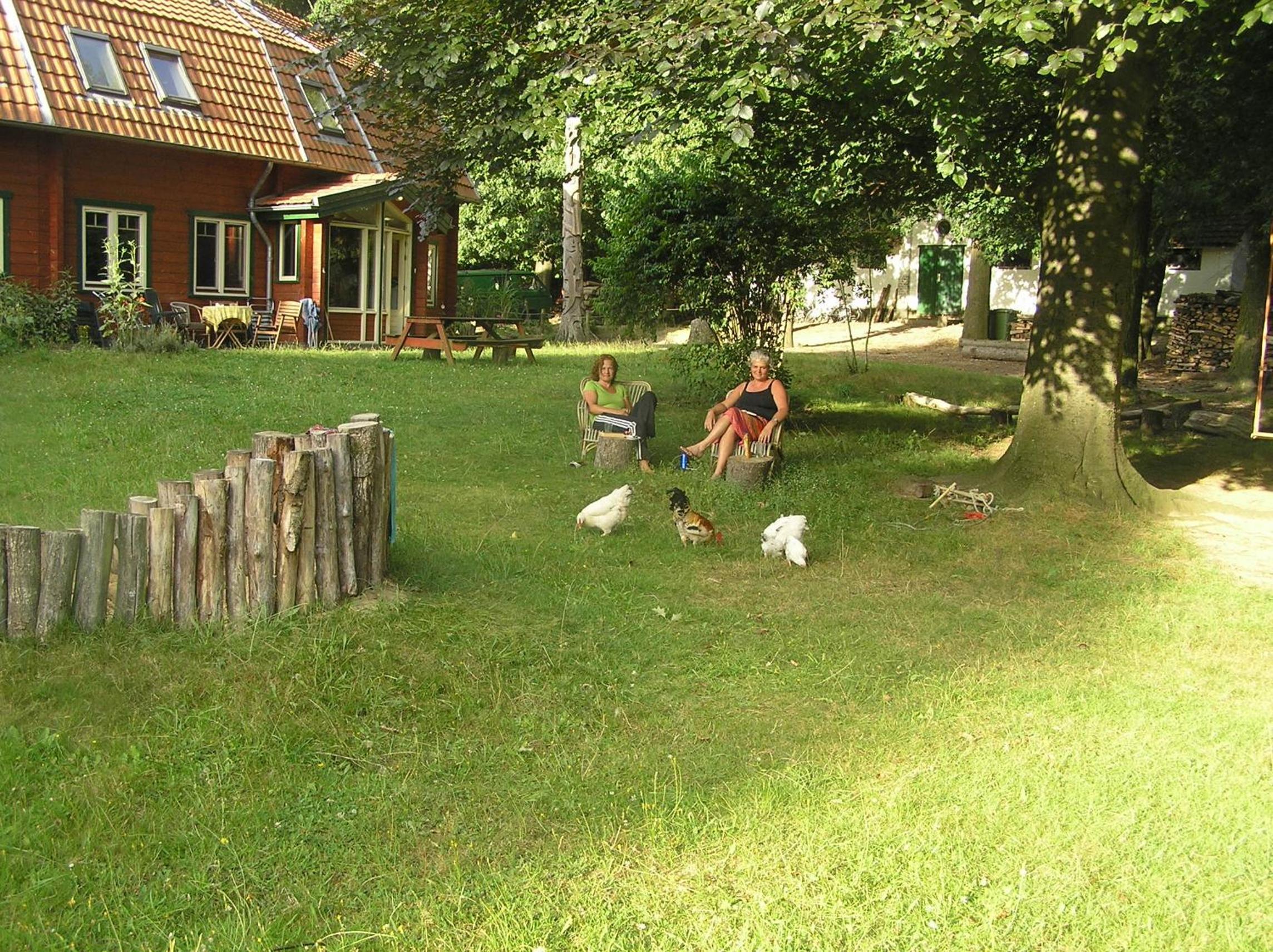 Photo 9