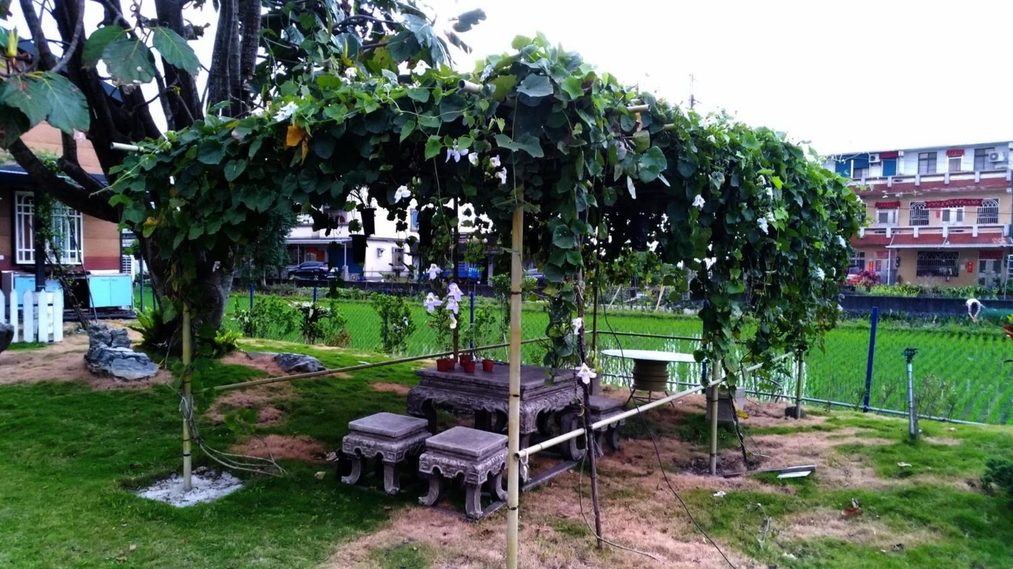 512 Huts Homestay