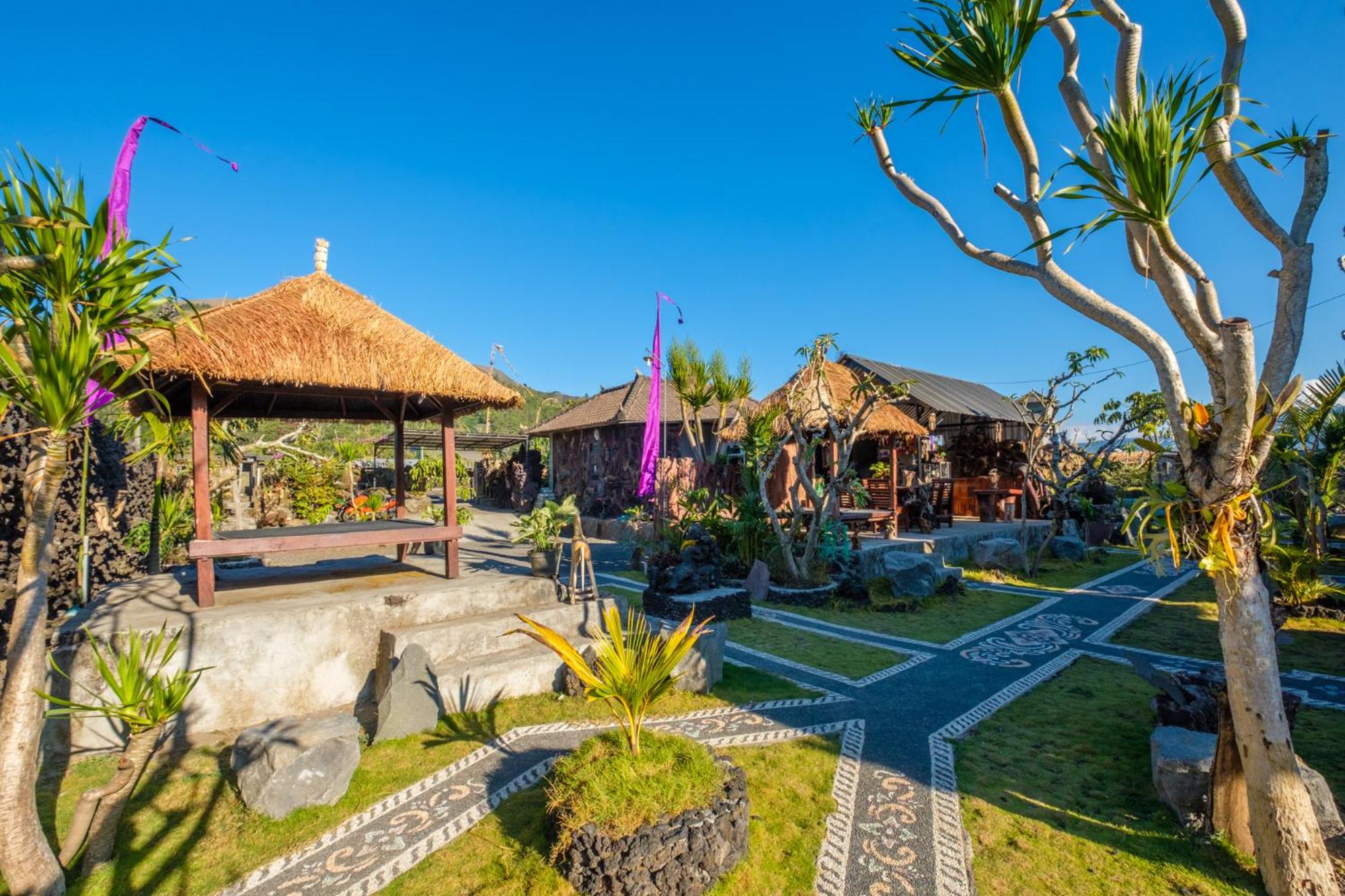 Latengaya Mount Batur View Bungalow