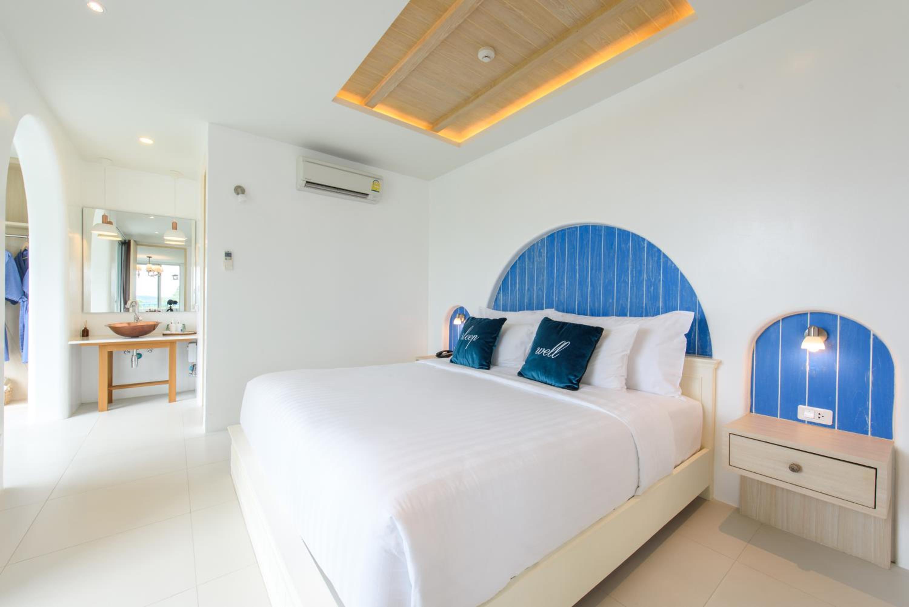 Costa Village Bangsaray