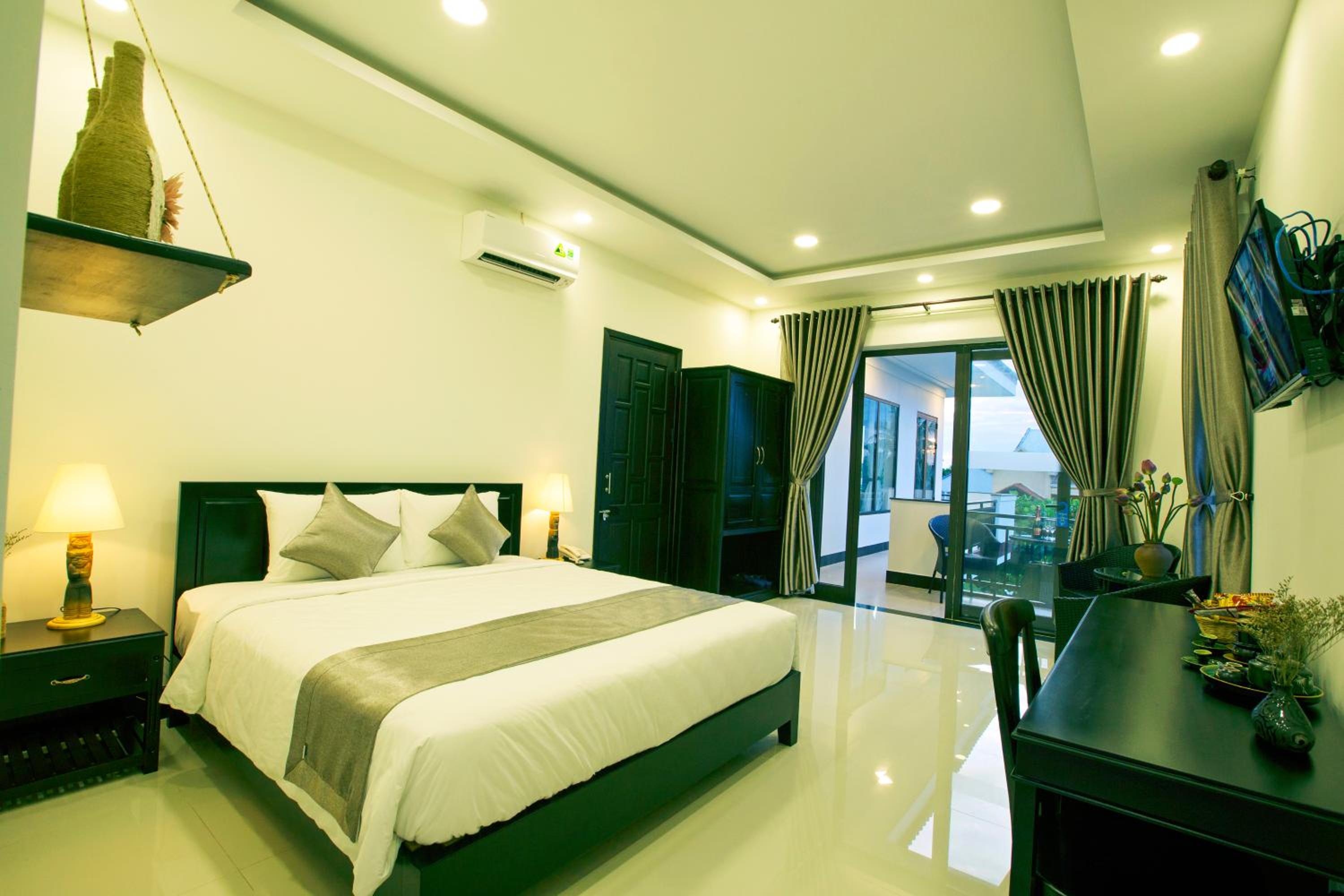 Zen Hoian Villa