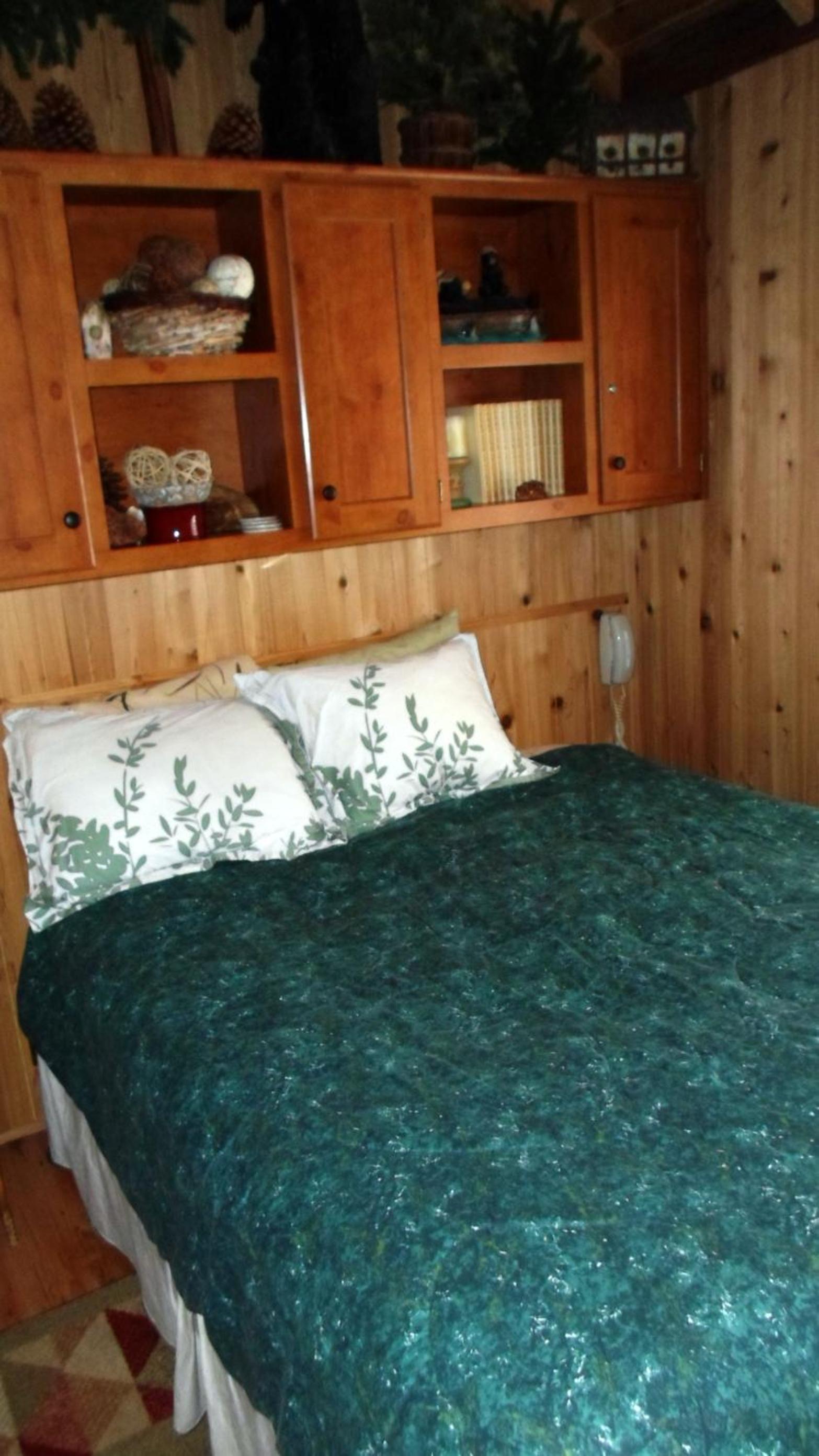 Lake Tahoe Vacations - Cedar Pines Resort - Property Image 10