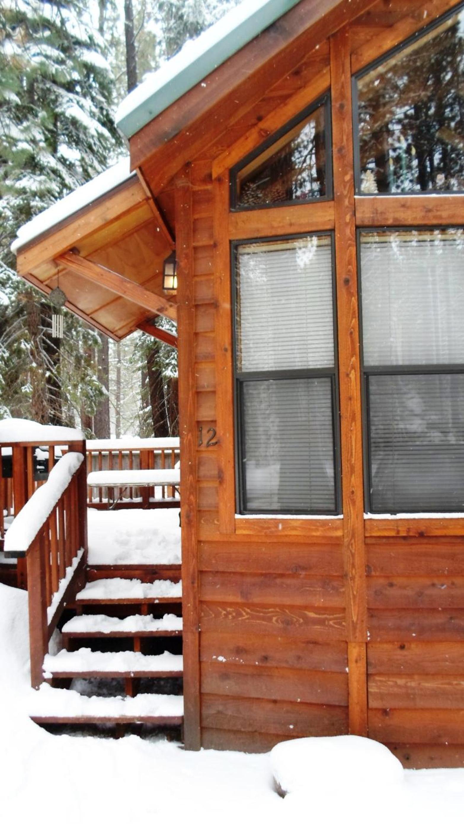 Lake Tahoe Vacations - Cedar Pines Resort - Property Image 12