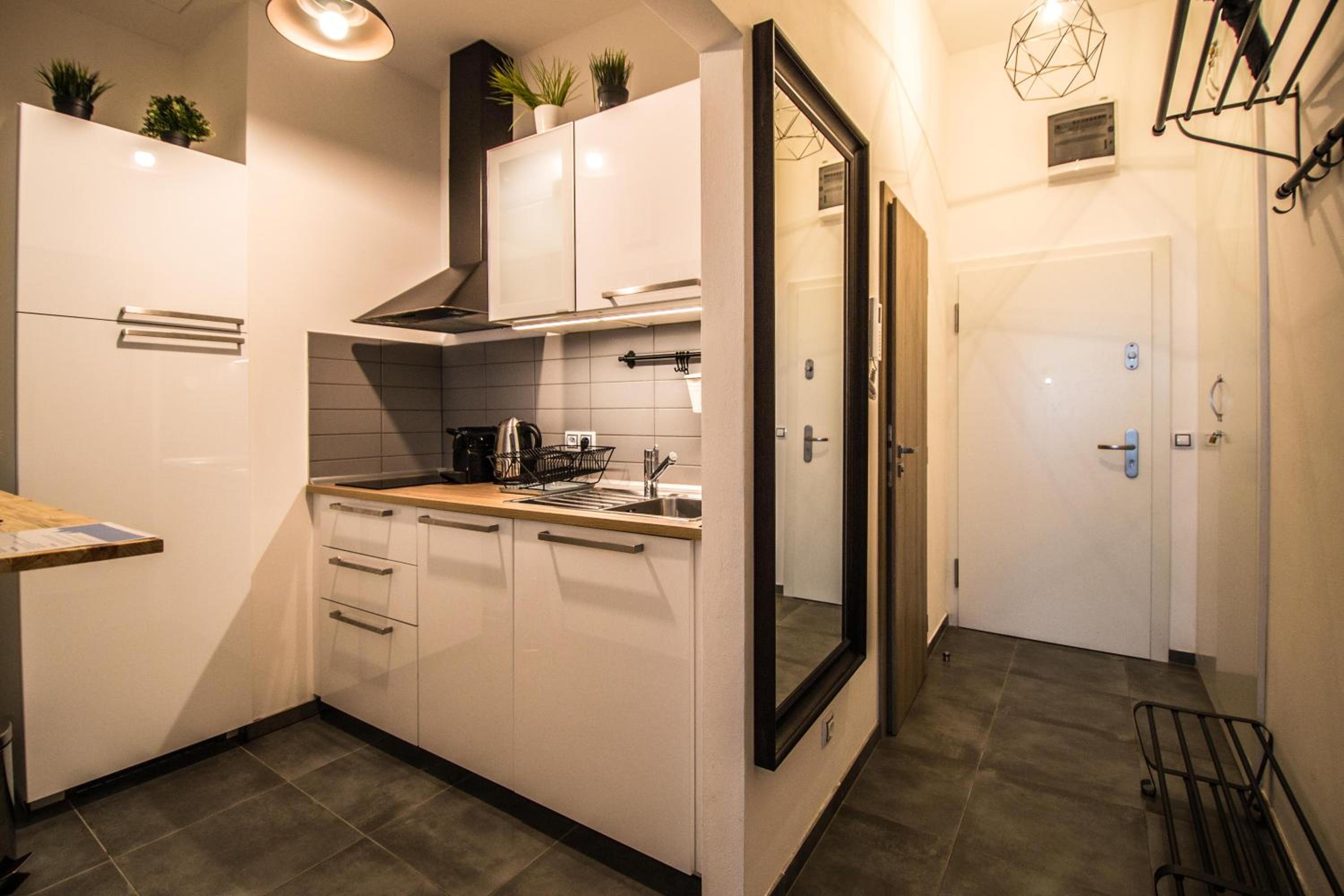 City Center Apartments near Synagogue
